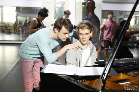 Harry Jarvis playing Charlie and Thomas Doherty playing Zander in 'High Strung - Free Dance'