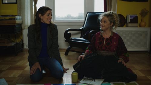 Still of Livia De Paolis and Carol Kane in Emoticon (2014)