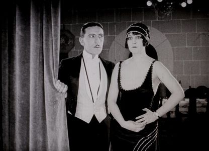 Alma Bennett and John J. Richardson in A Sweet Pickle (1925)