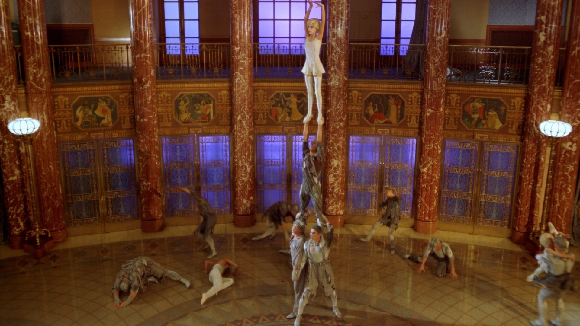 Cirque du Soleil: Journey of Man background