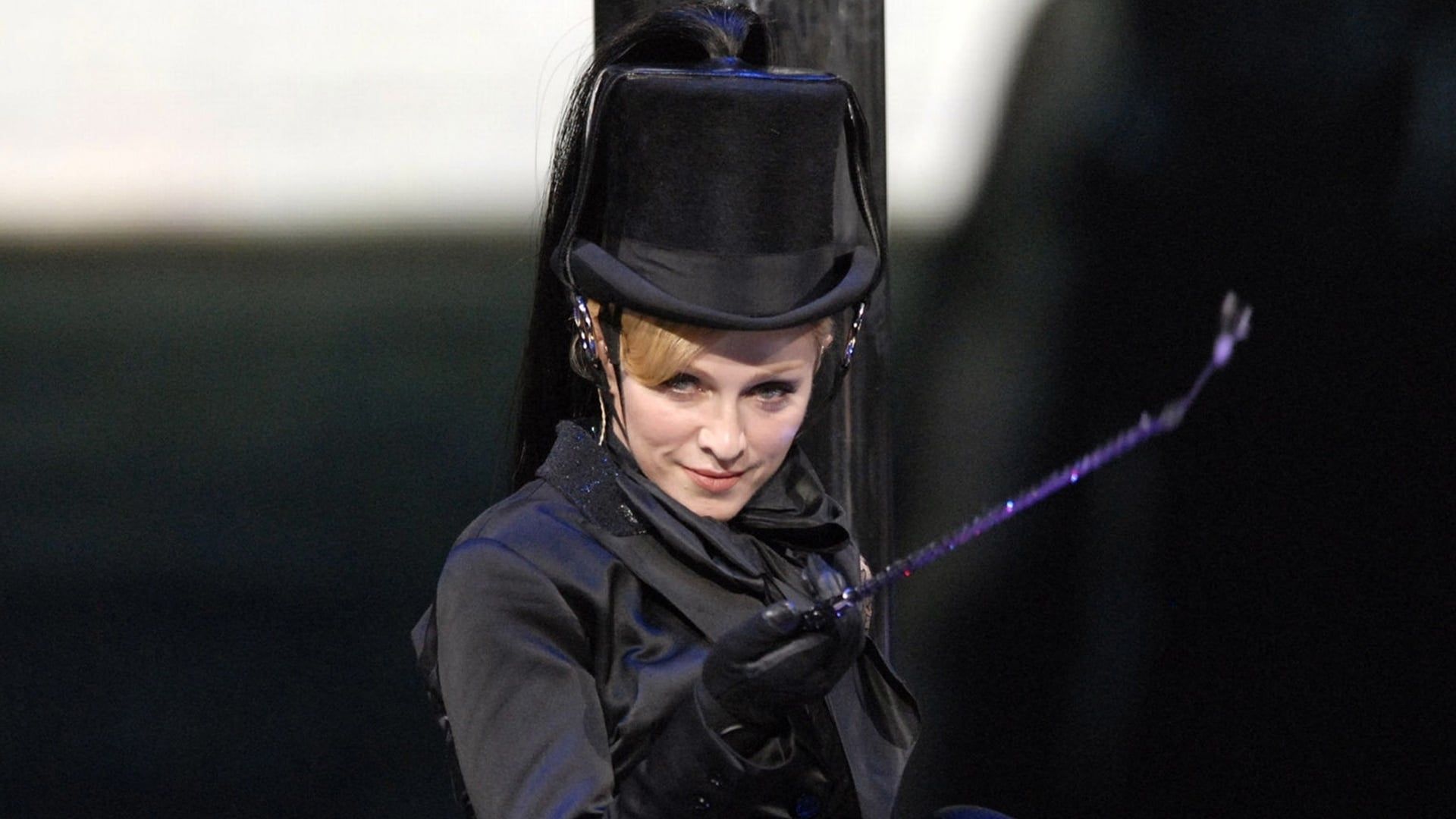 Madonna: The Confessions Tour Live from London background