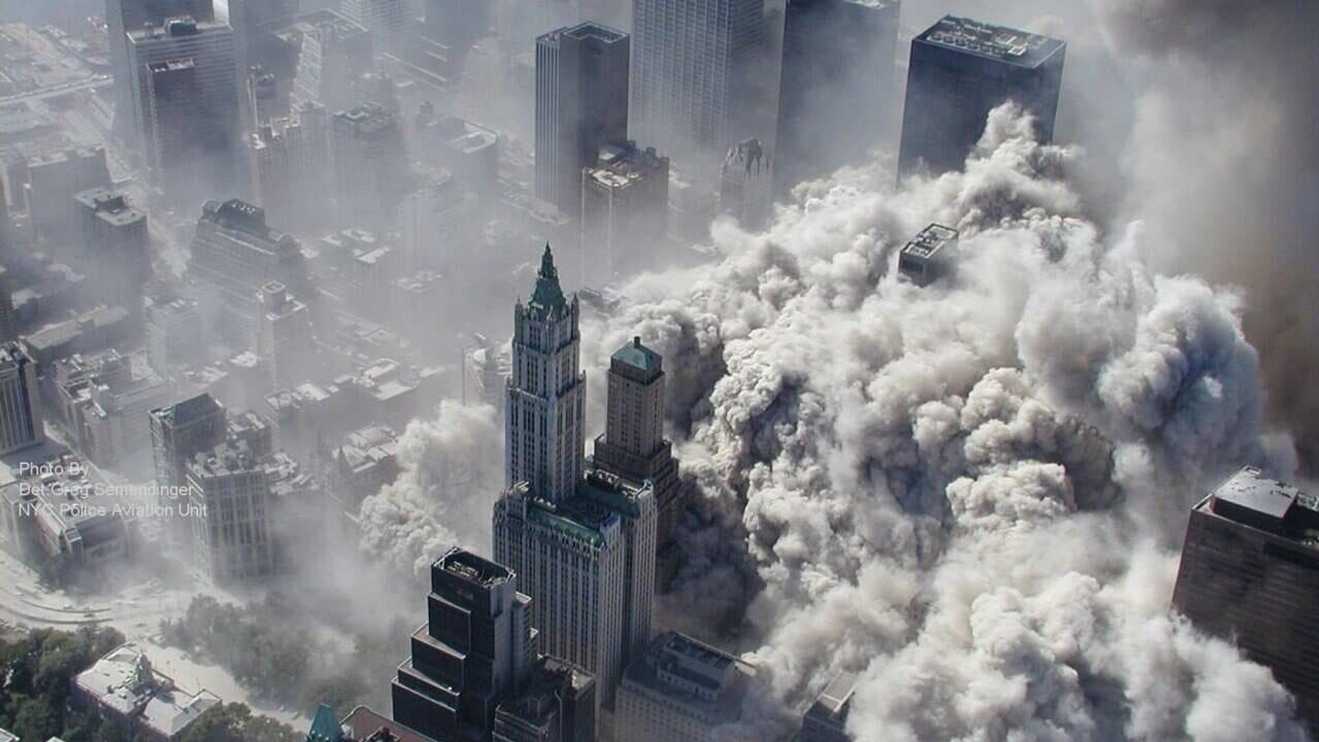 9/11: Day That Changed the World background