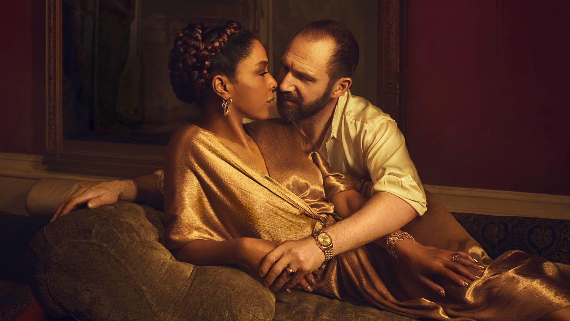 National Theatre Live: Antony & Cleopatra background