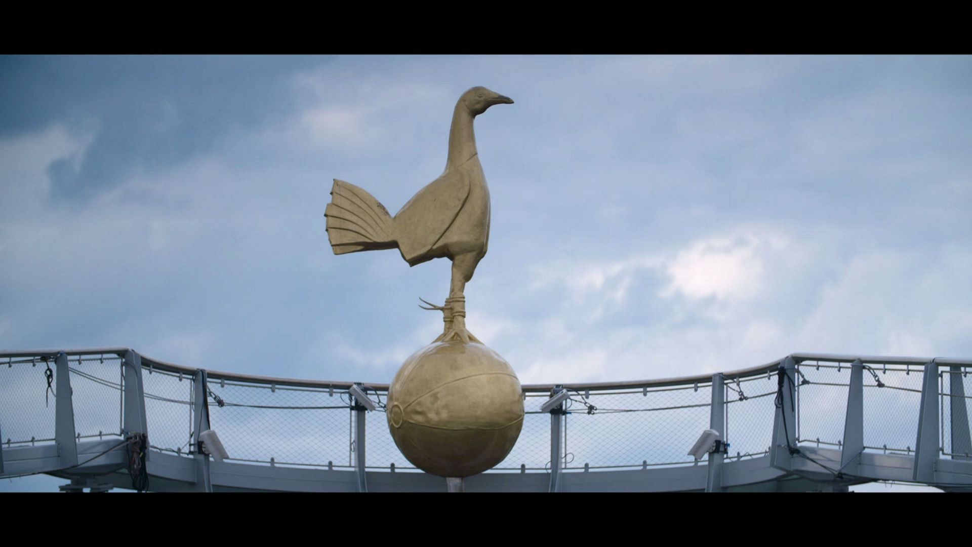 All or Nothing: Tottenham Hotspur background
