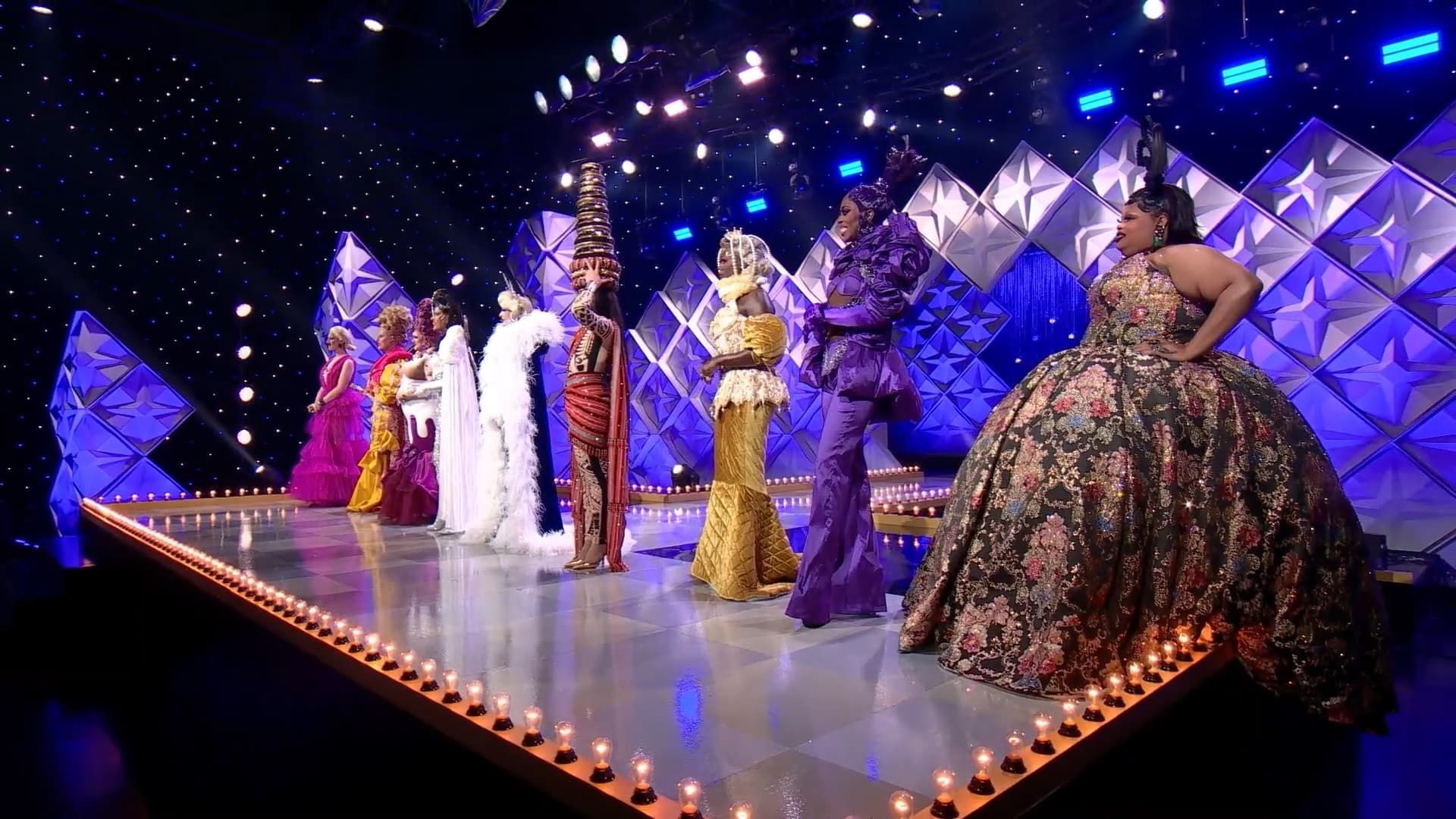 Canada's Drag Race: Canada vs the World background