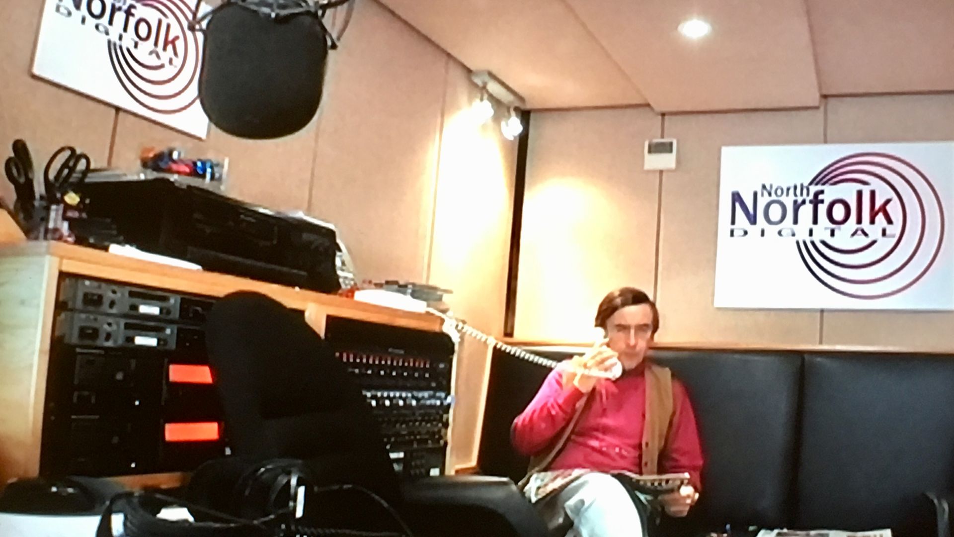 Mid Morning Matters with Alan Partridge background