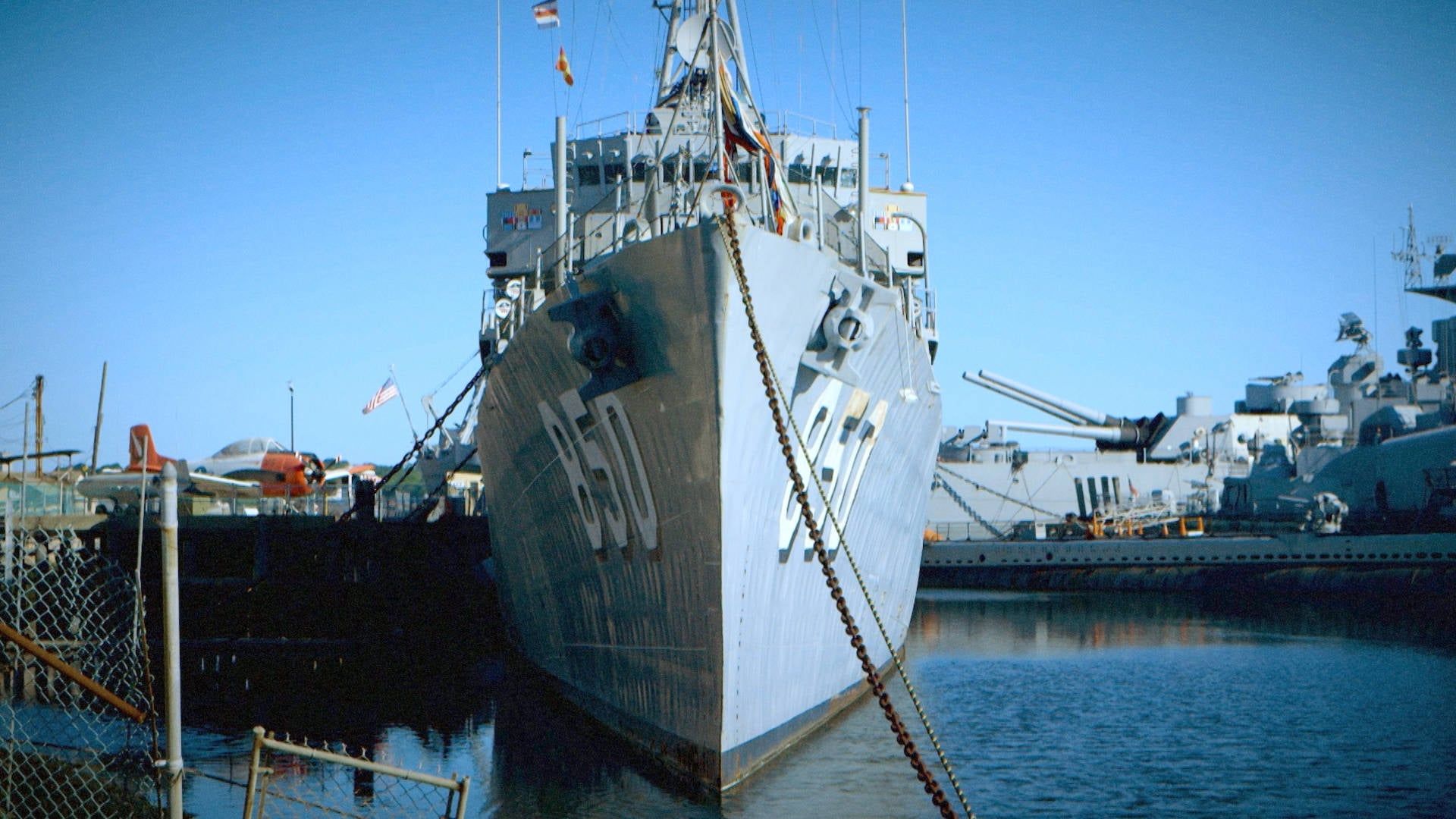 Combat Ships background