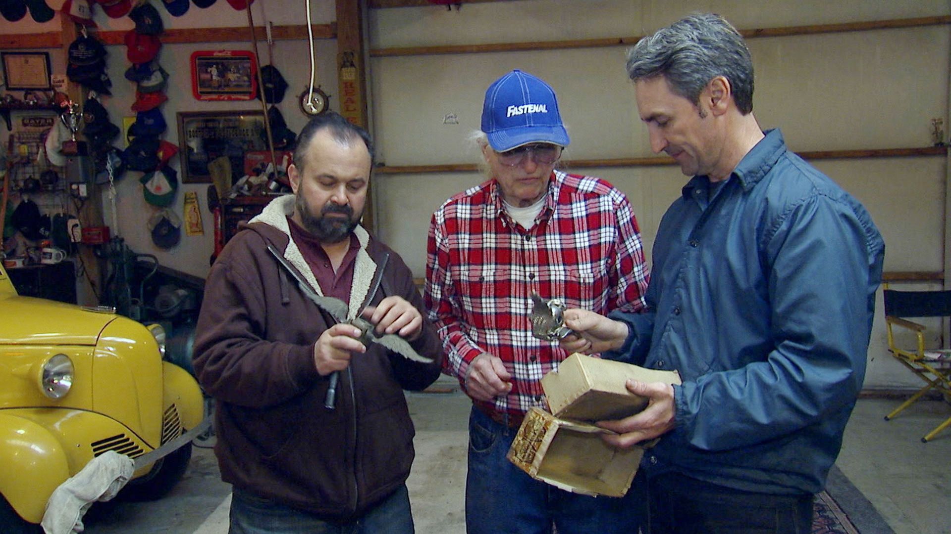 American Pickers: Best Of background