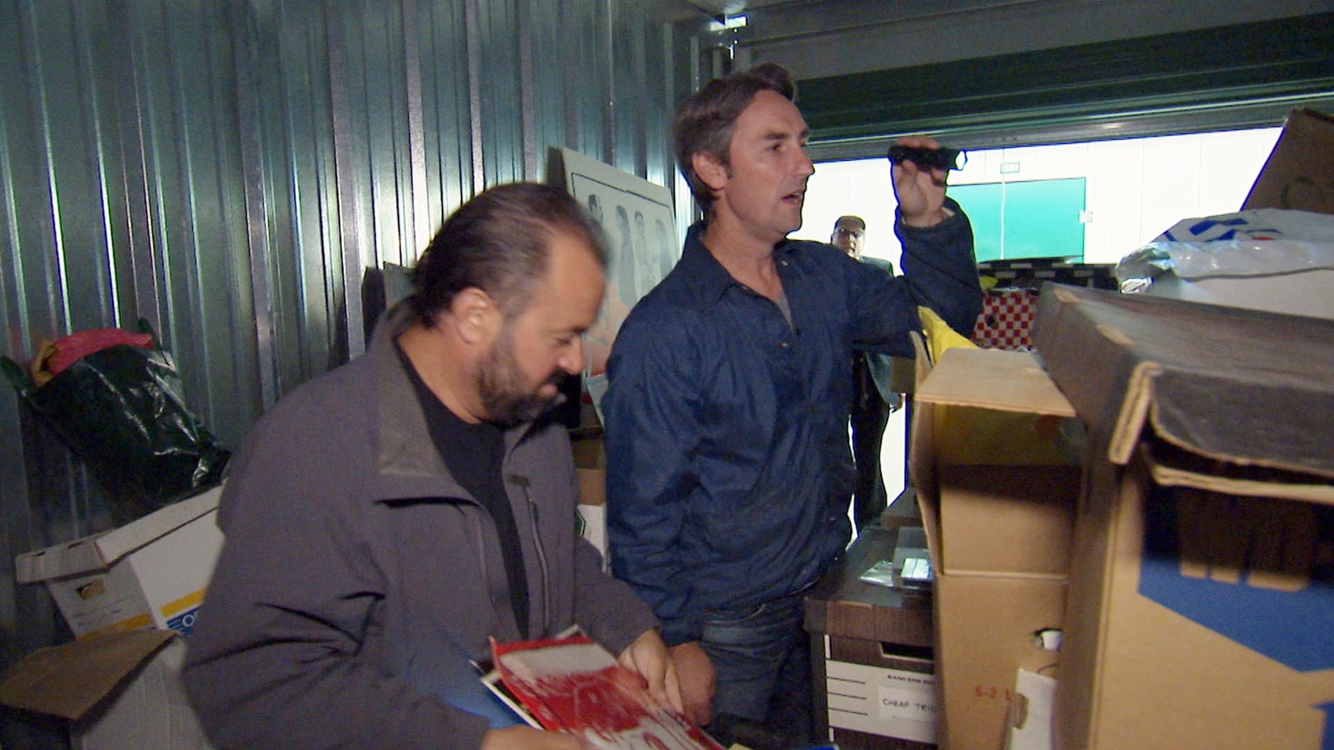 American Pickers: Best Of background