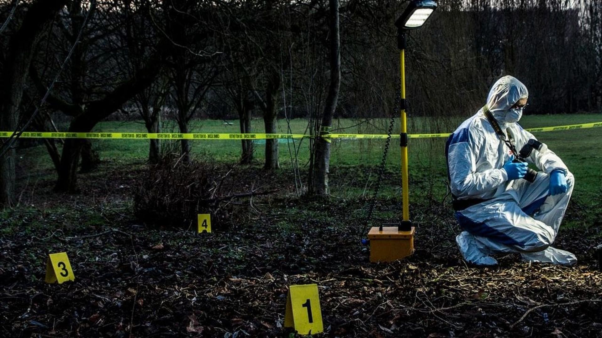 Forensics: The Real CSI background