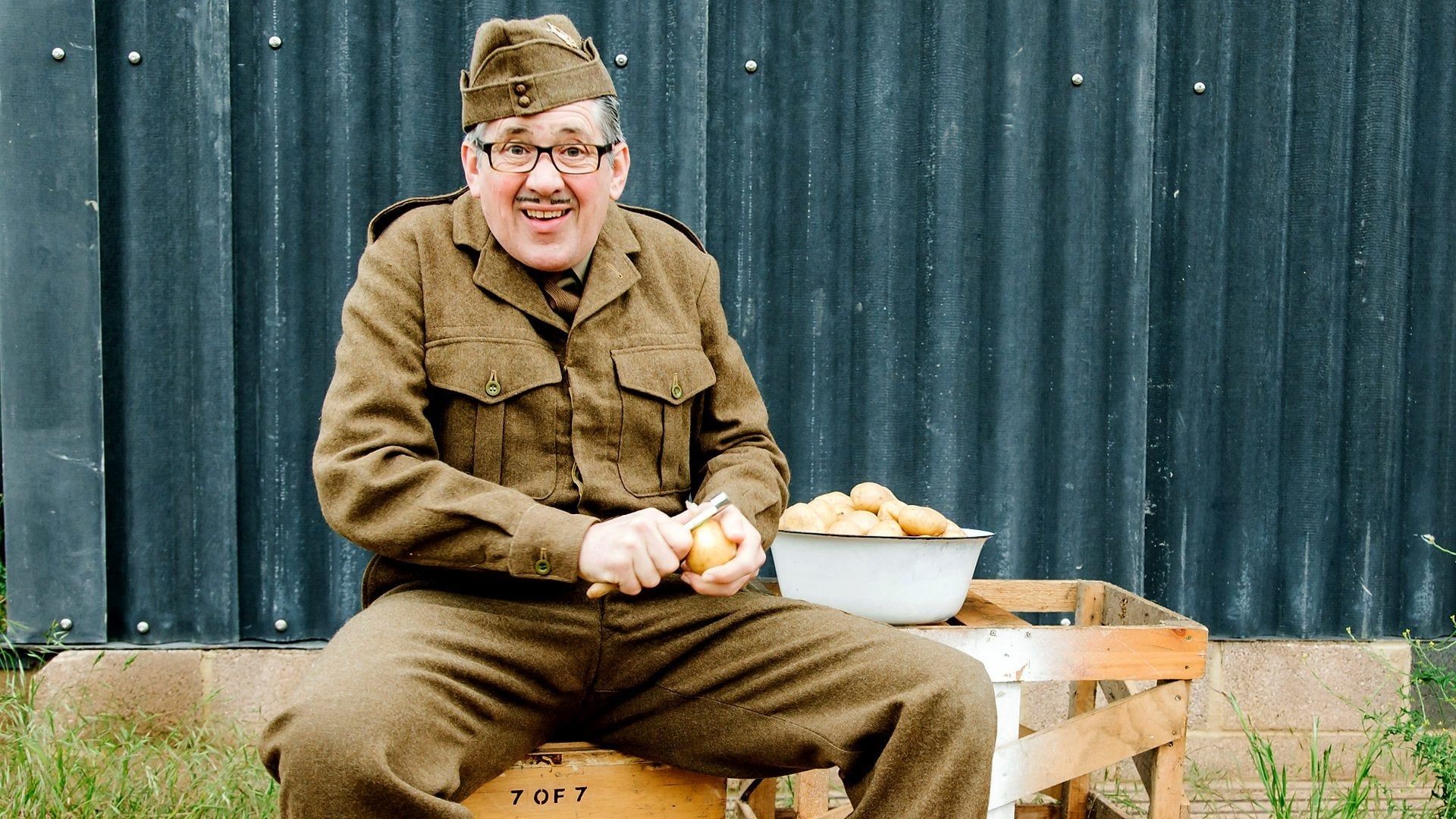 Count Arthur Strong background