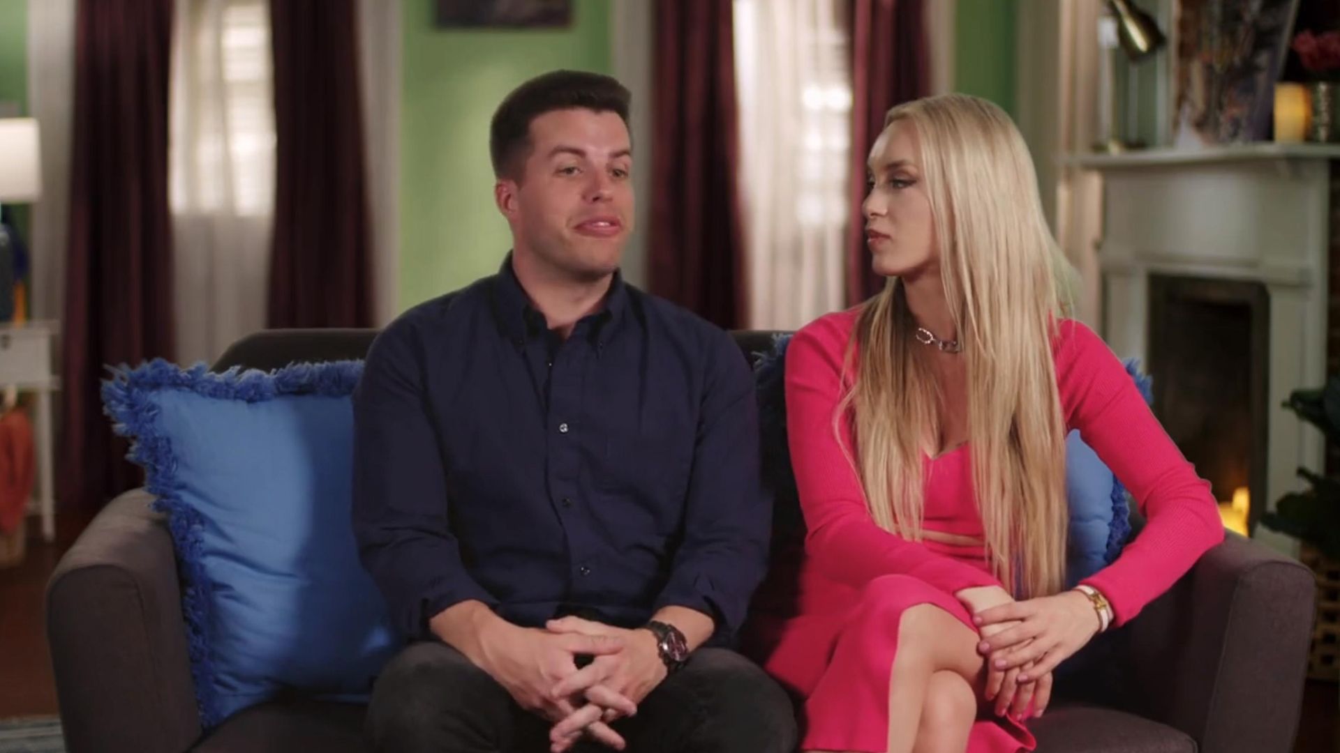 90 Day Fiancé: Happily Ever After? background