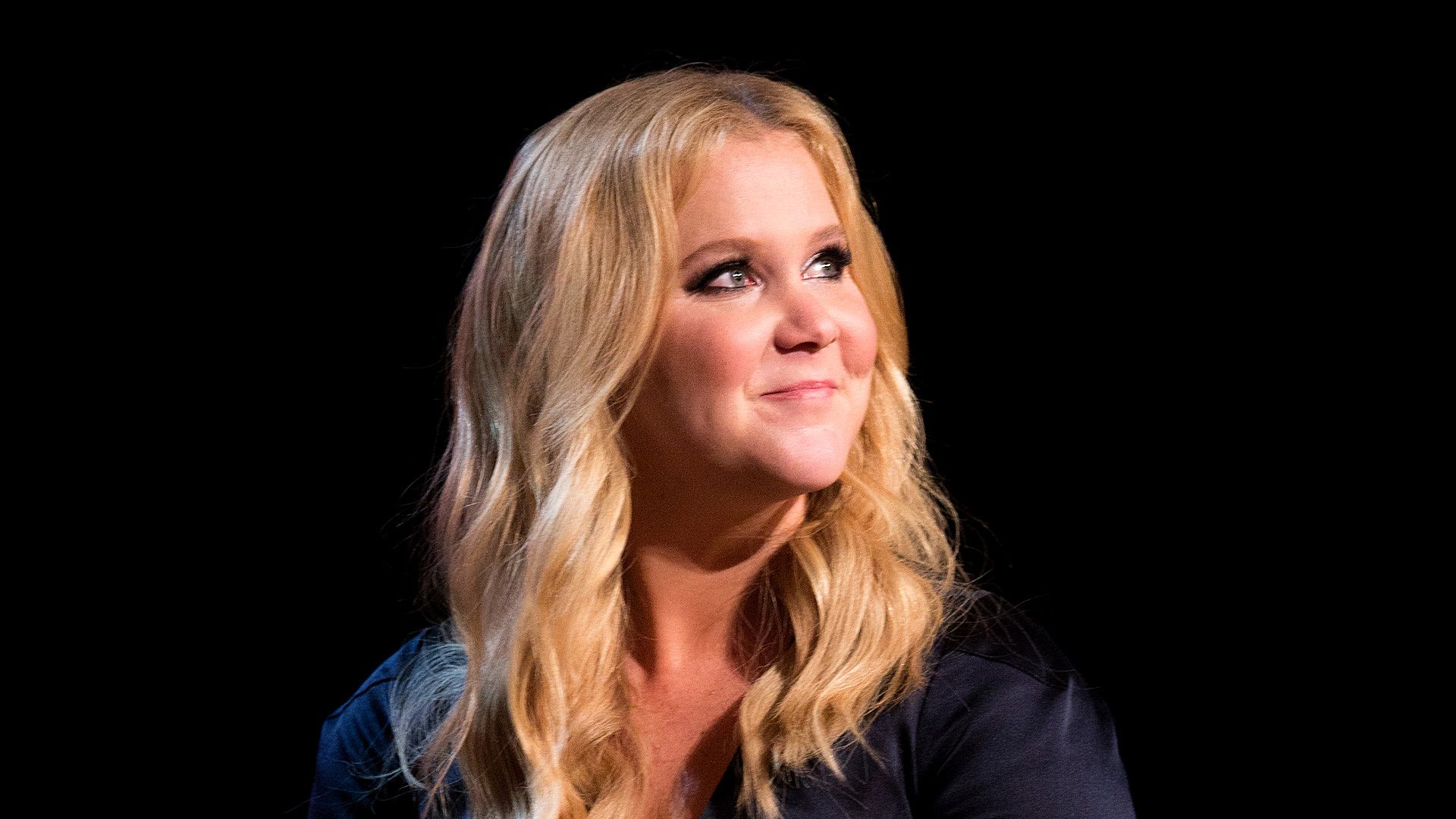 Amy Schumer: Live at the Apollo background