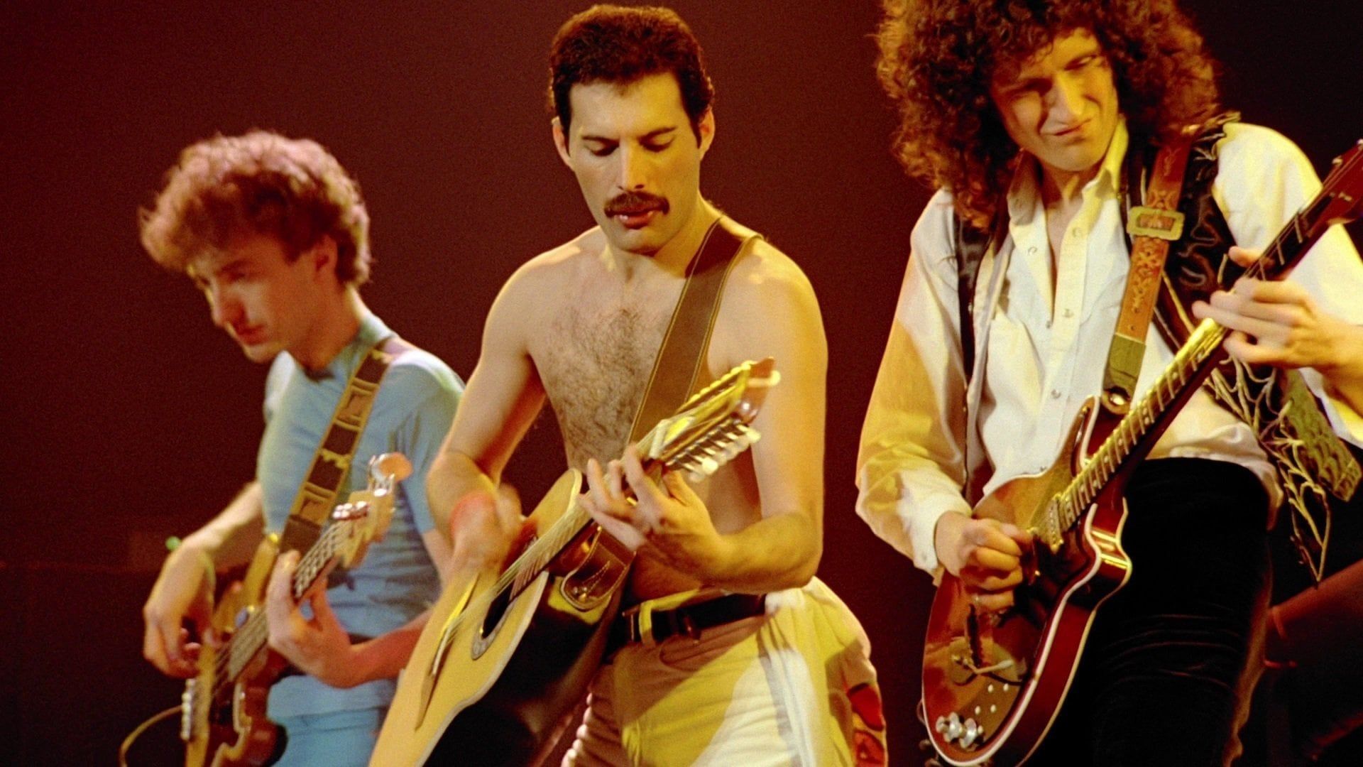We Will Rock You: Queen Live in Concert background