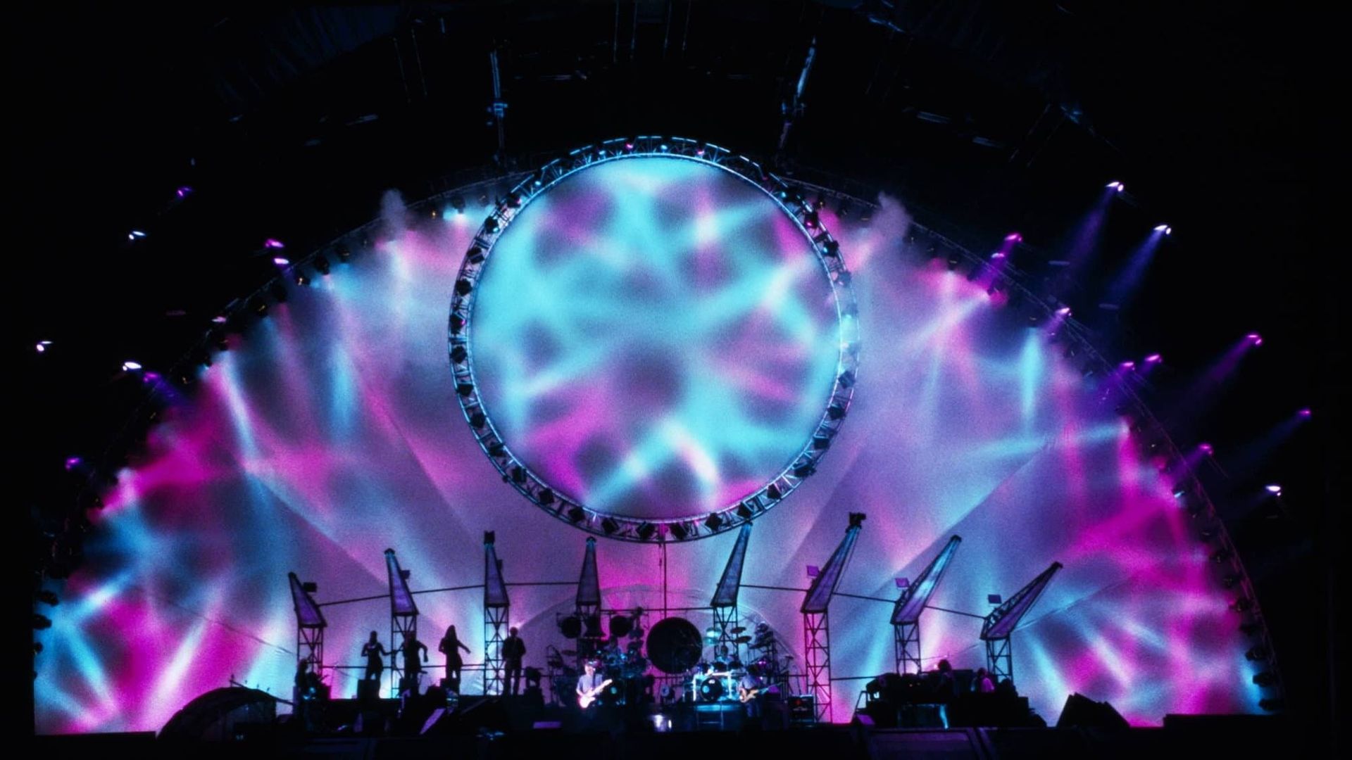 Pink Floyd: P. U. L. S. E. Live at Earls Court background