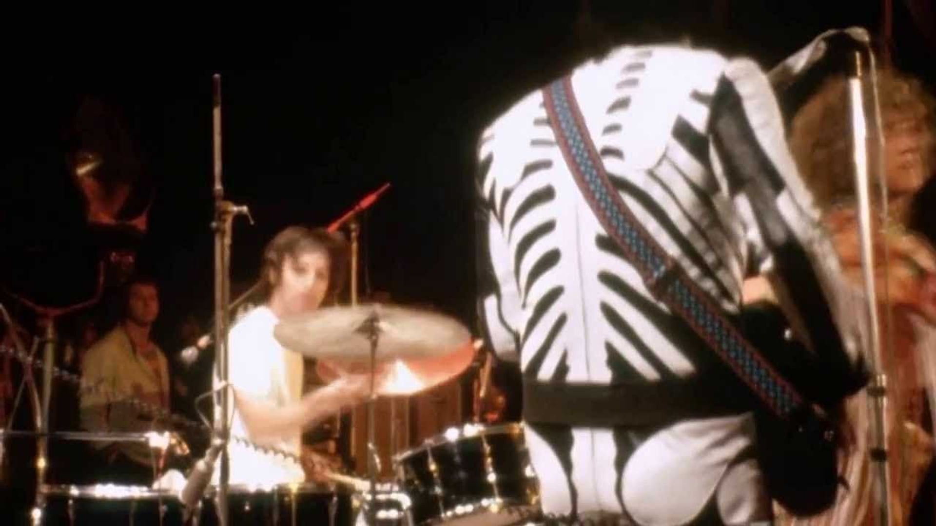 Listening to You: The Who at the Isle of Wight 1970 background