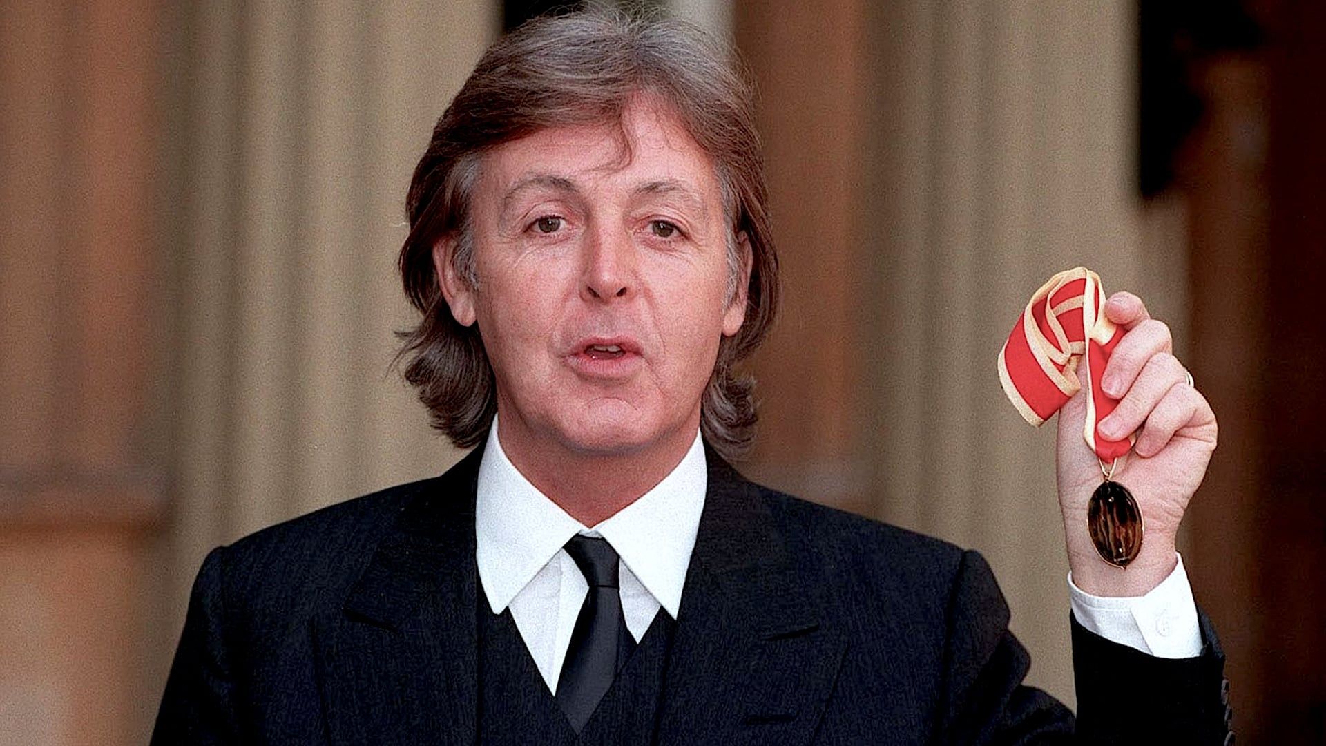 Paul McCartney: In the World Tonight background