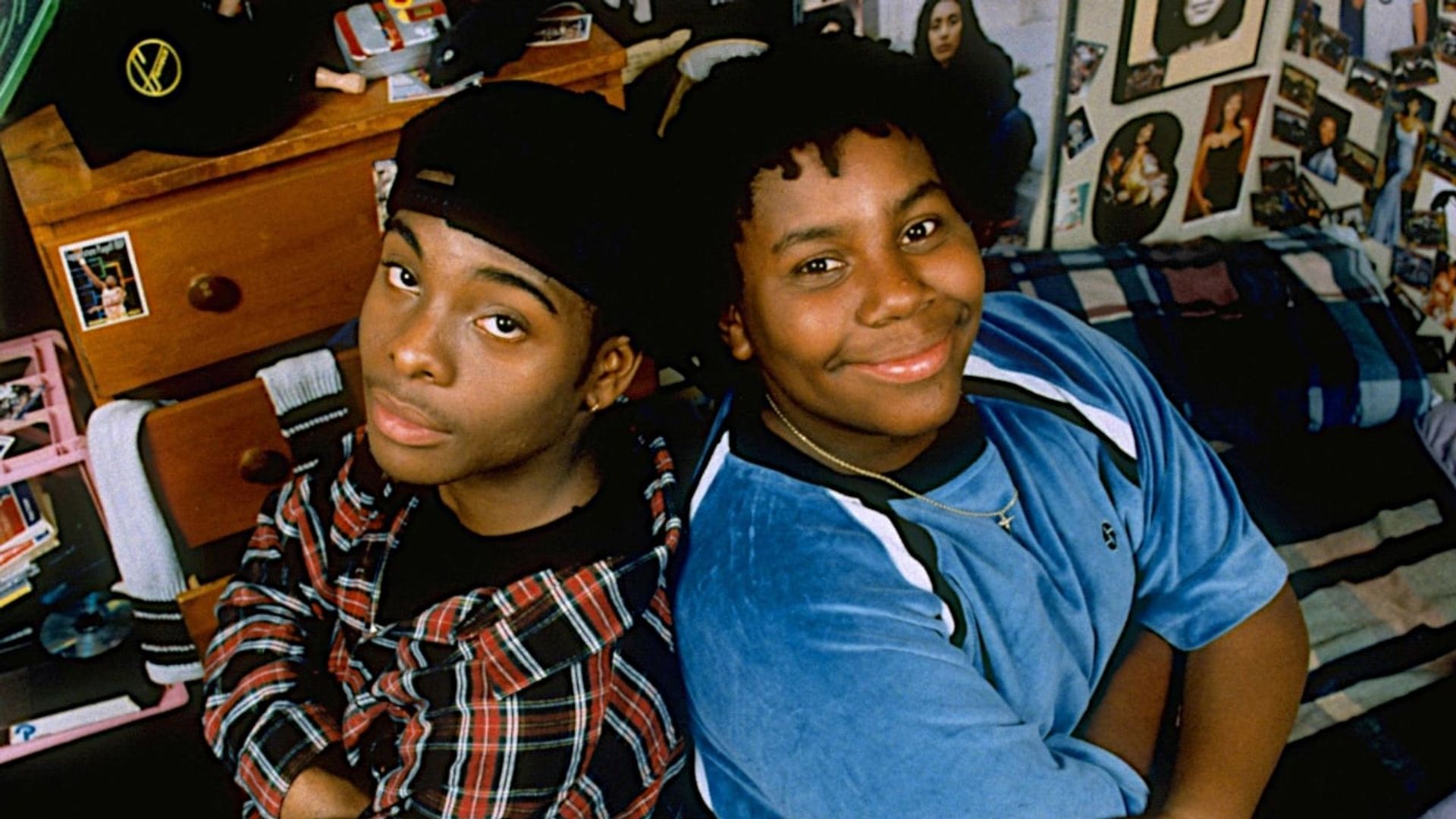 Kenan & Kel: Two Heads Are Better Than None background