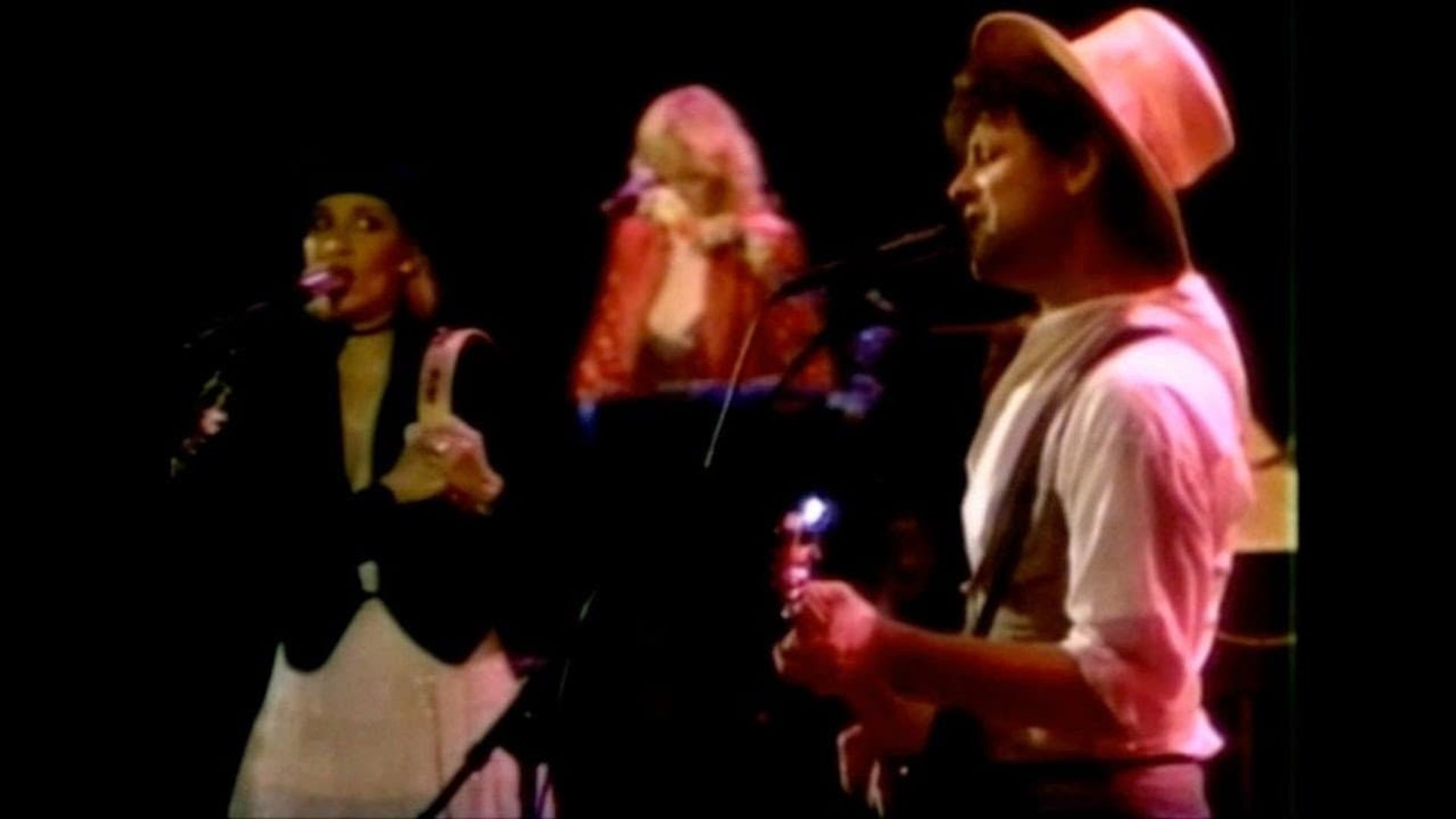 Fleetwood Mac in Concert: Mirage Tour '82 background