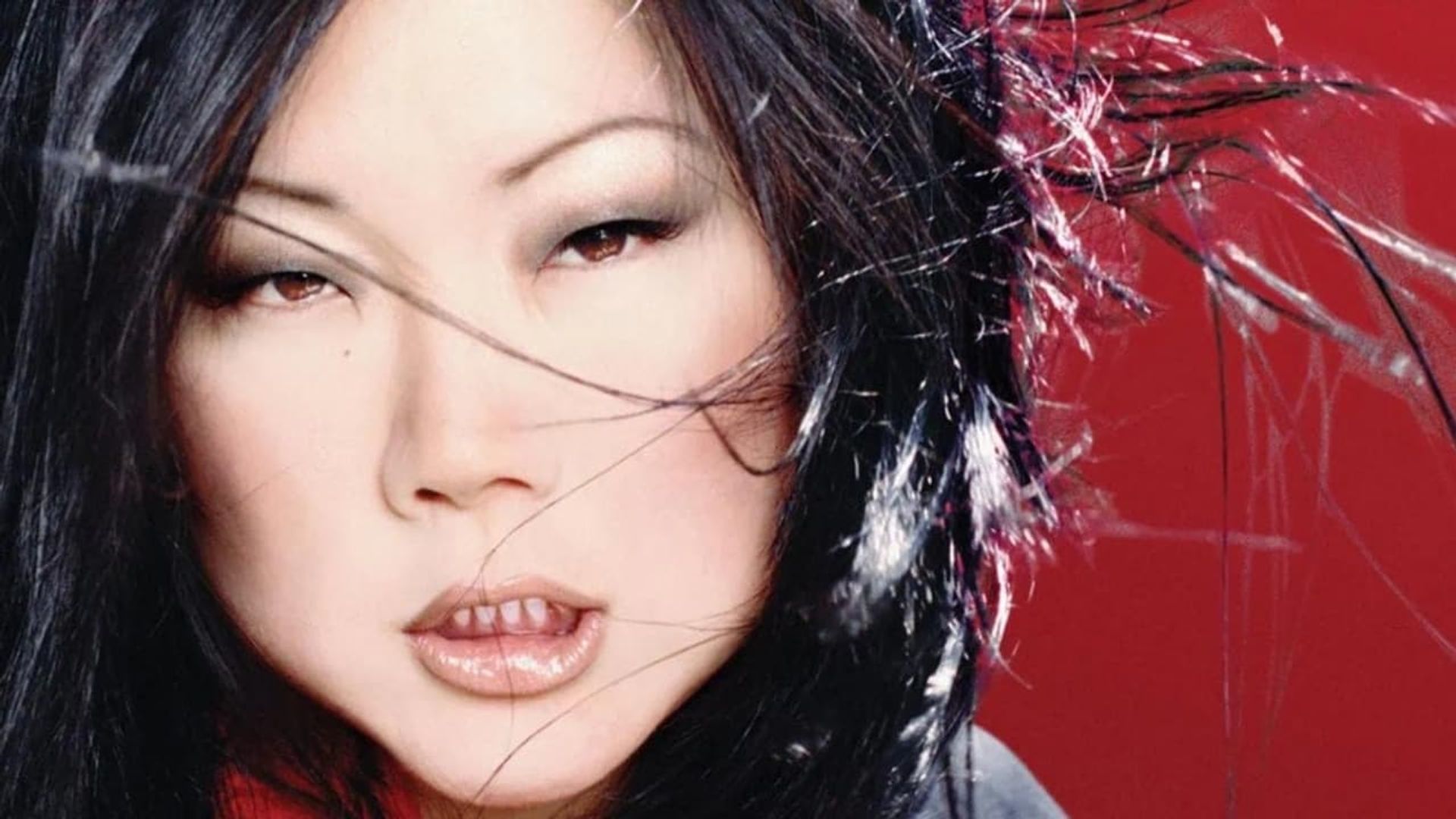 Margaret Cho: Notorious C.H.O. background