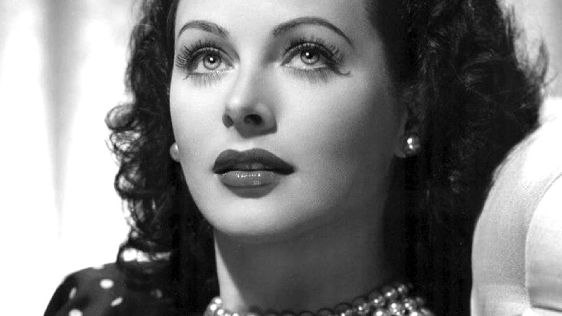 Calling Hedy Lamarr background