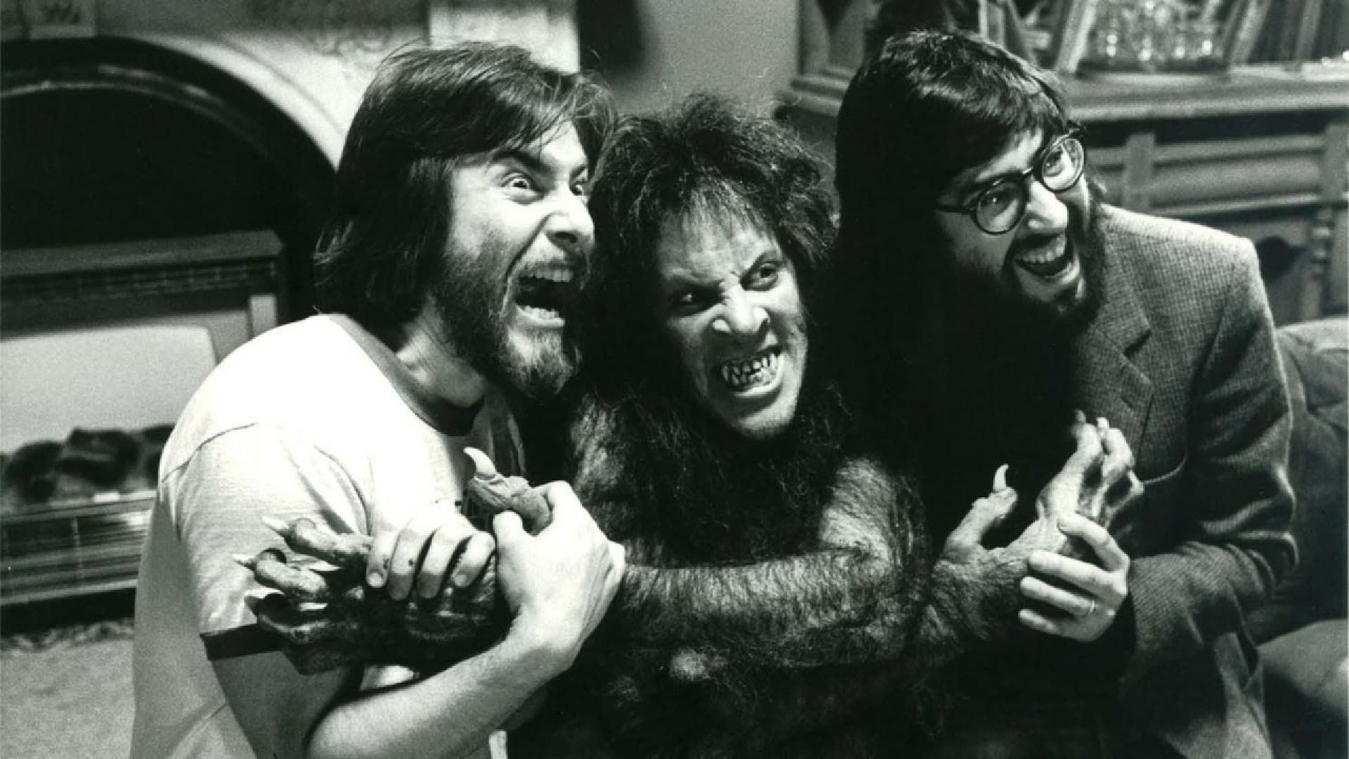 Beware the Moon: Remembering 'An American Werewolf in London' background