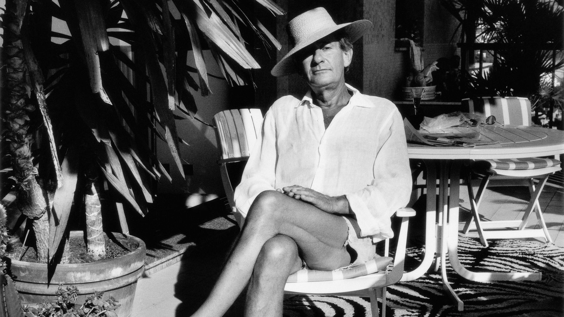 Helmut Newton: The Bad and the Beautiful background