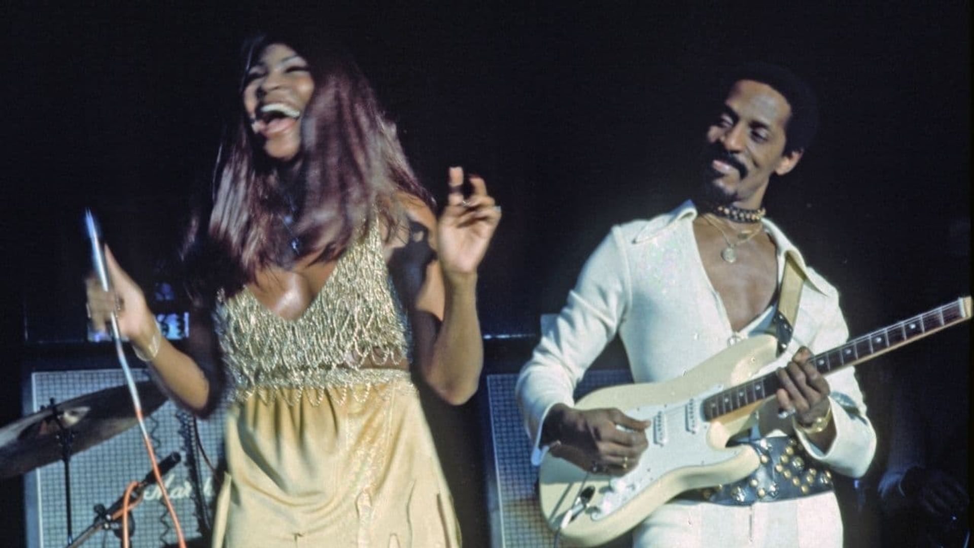 The Legends Ike & Tina Turner - Live in '71 background