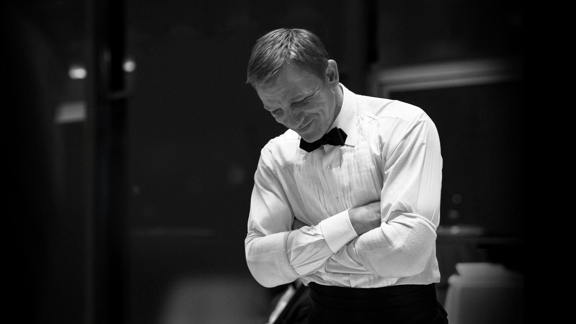 Being James Bond: The Daniel Craig Story background