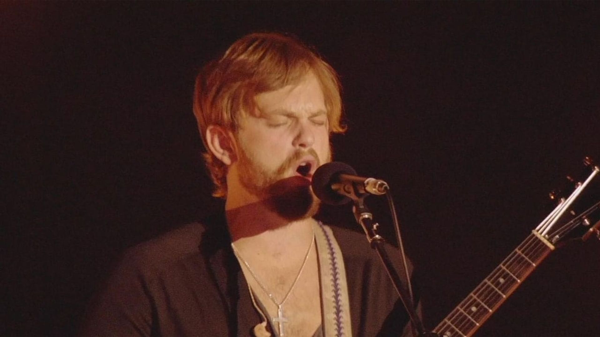 Kings of Leon: Live at the O2 London, England background