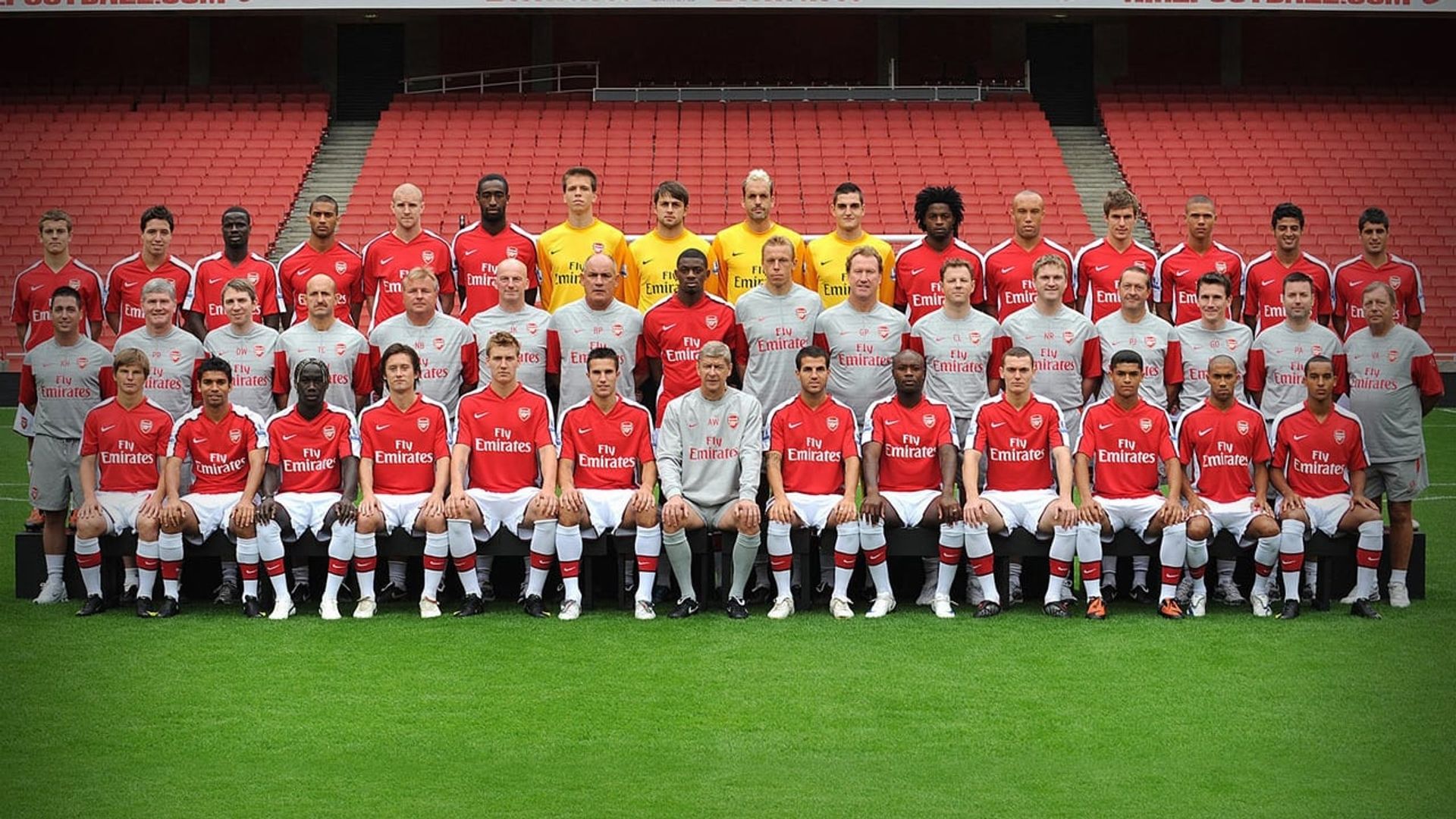 Arsenal Season Review 2009/2010 background