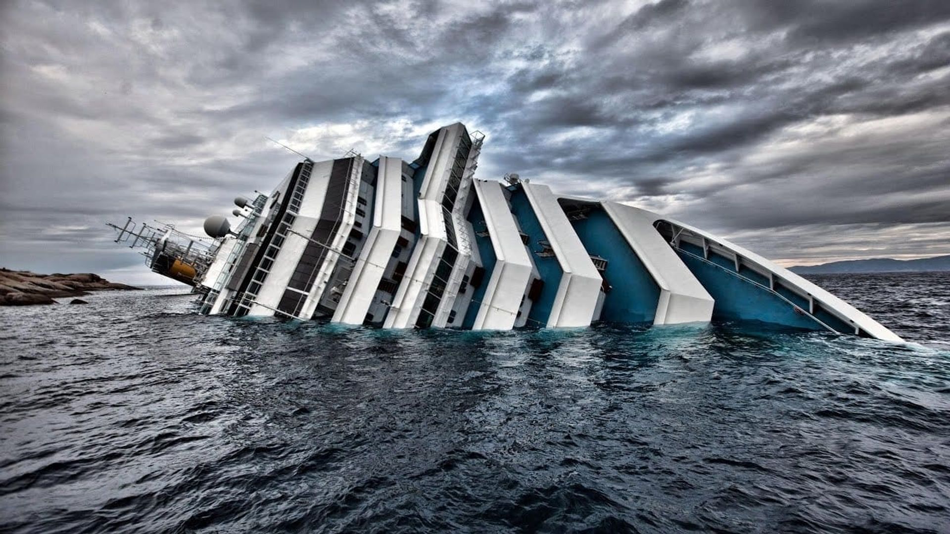 Terror at Sea: The Sinking of the Concordia background