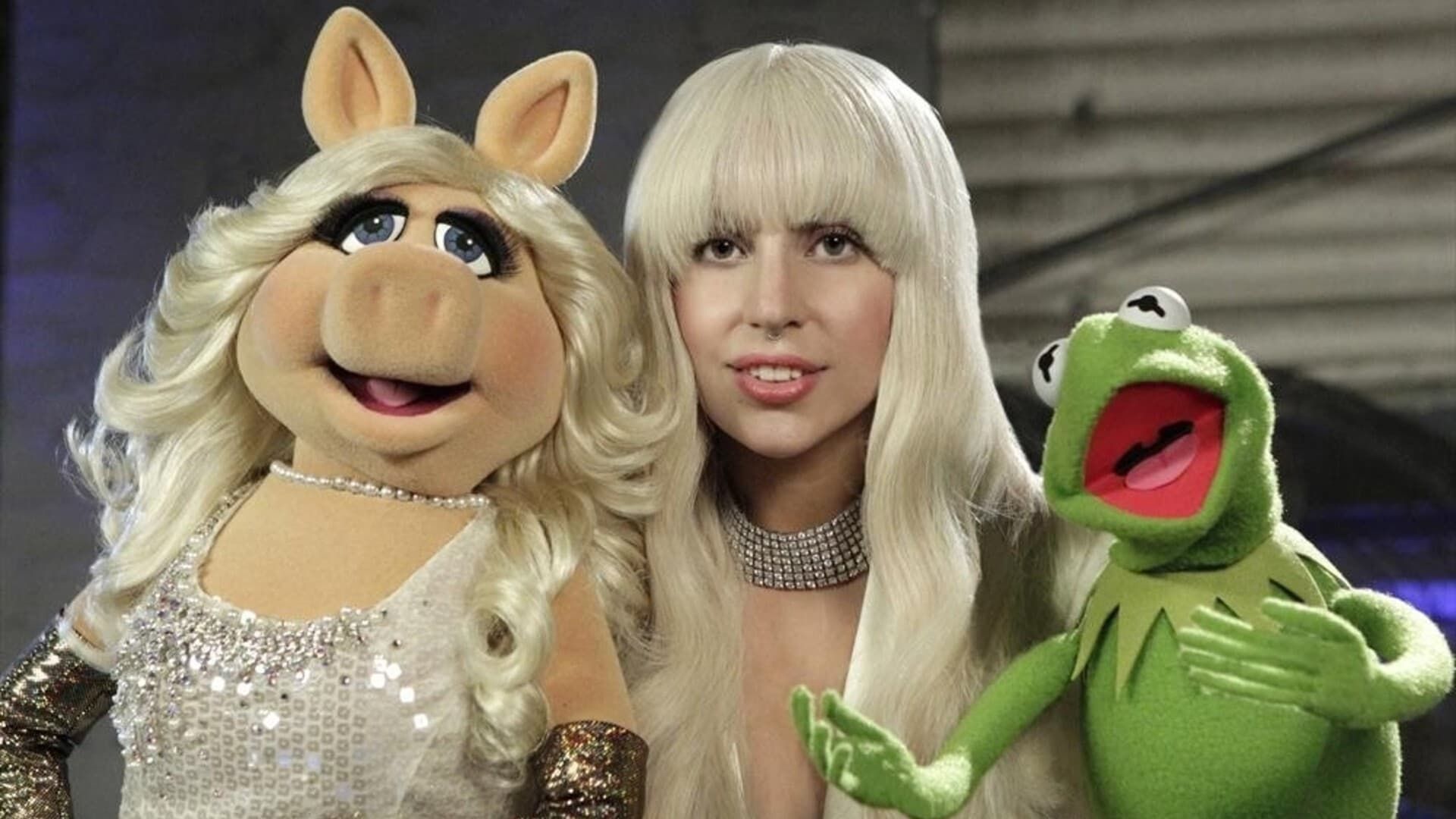 Lady Gaga & the Muppets' Holiday Spectacular background