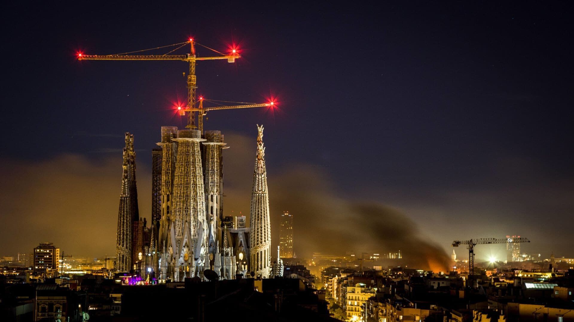 Barcelona, la rosa de foc background