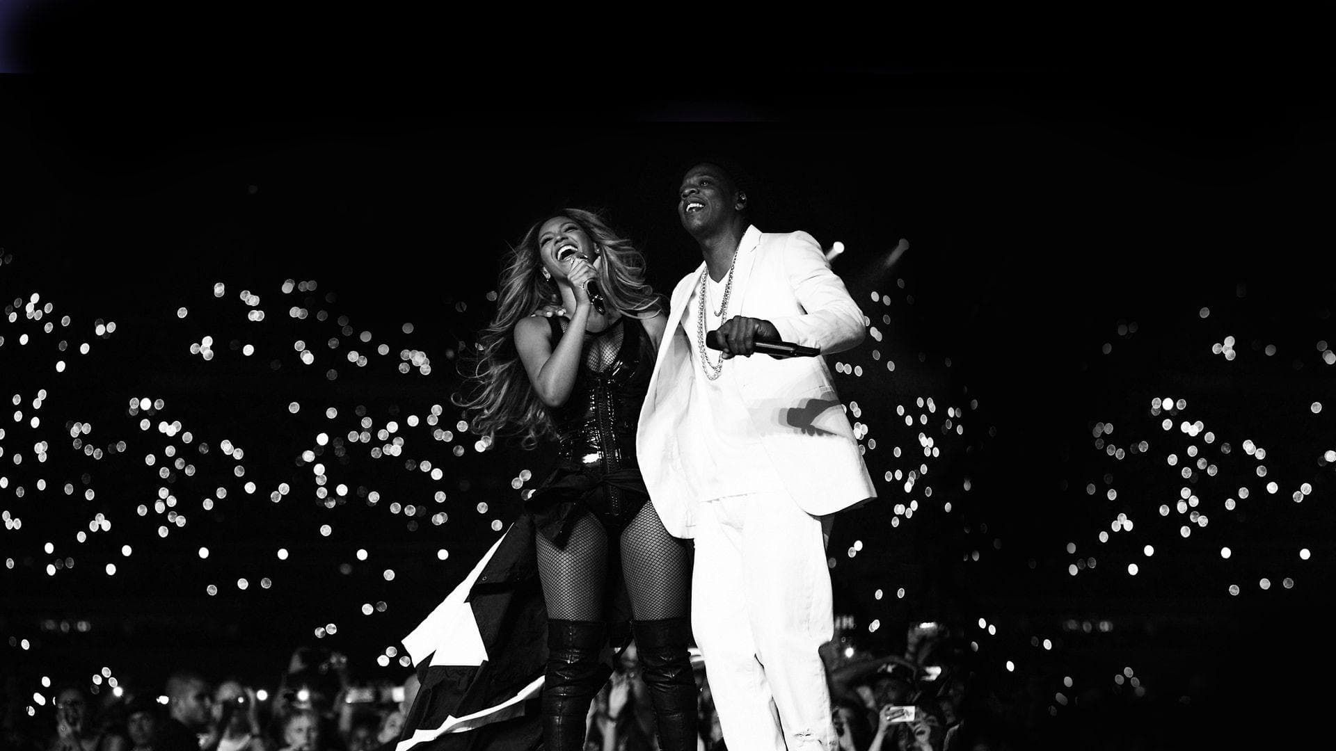 On the Run Tour: Beyonce and Jay Z background