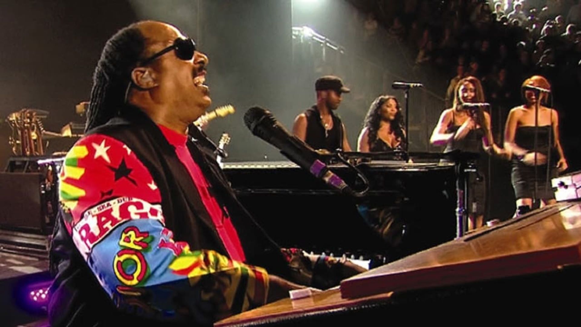 Stevie Wonder: Live at Last background