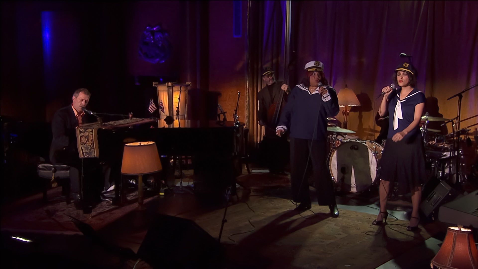 Hugh Laurie: Live on the Queen Mary background