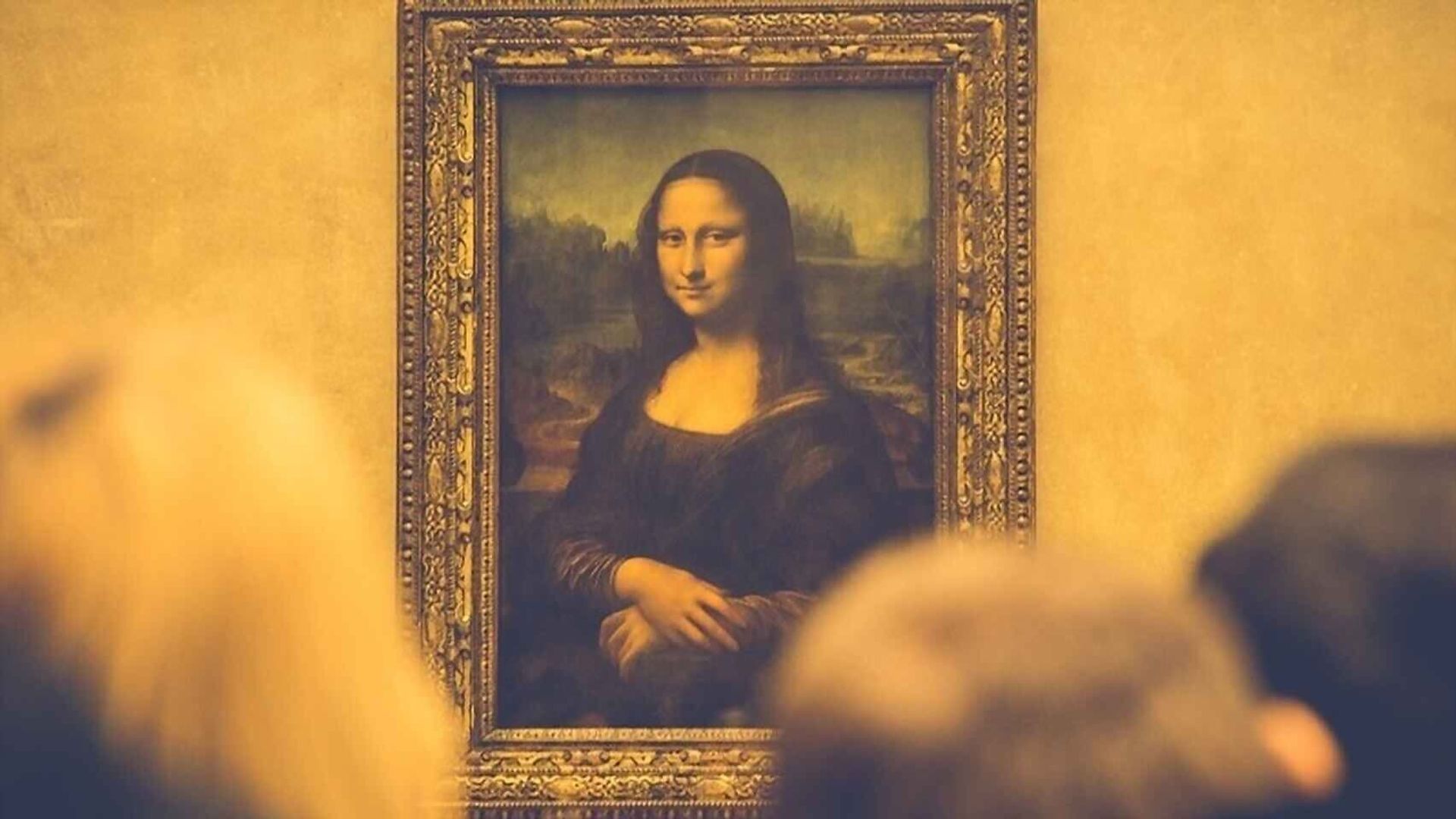 Secrets of the Mona Lisa background