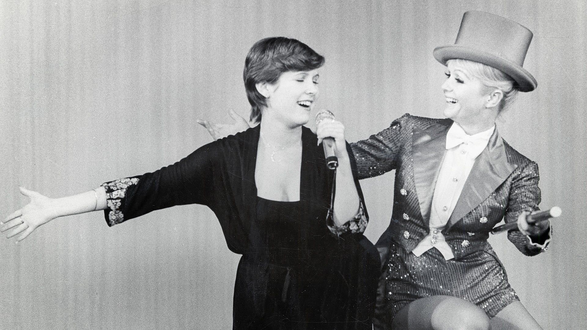 Bright Lights: Starring Carrie Fisher and Debbie Reynolds background