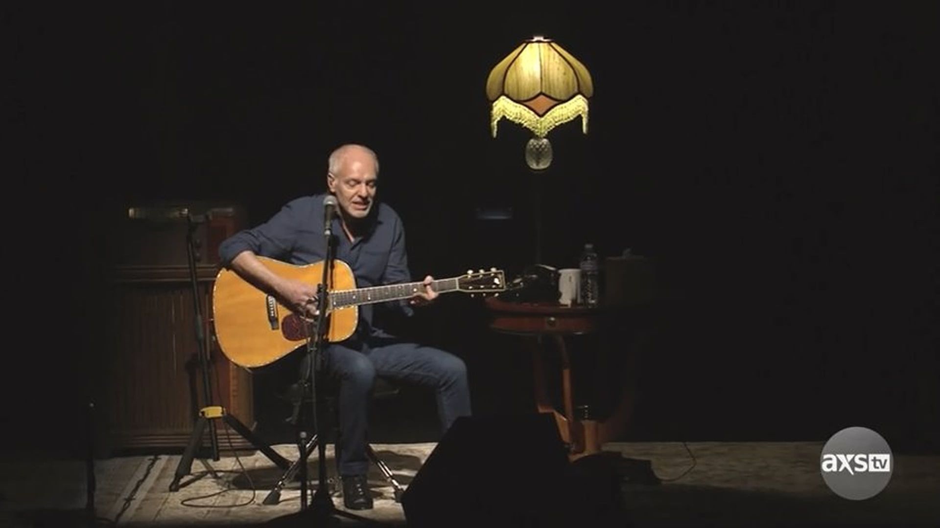 Peter Frampton Raw: An Acoustic Show background
