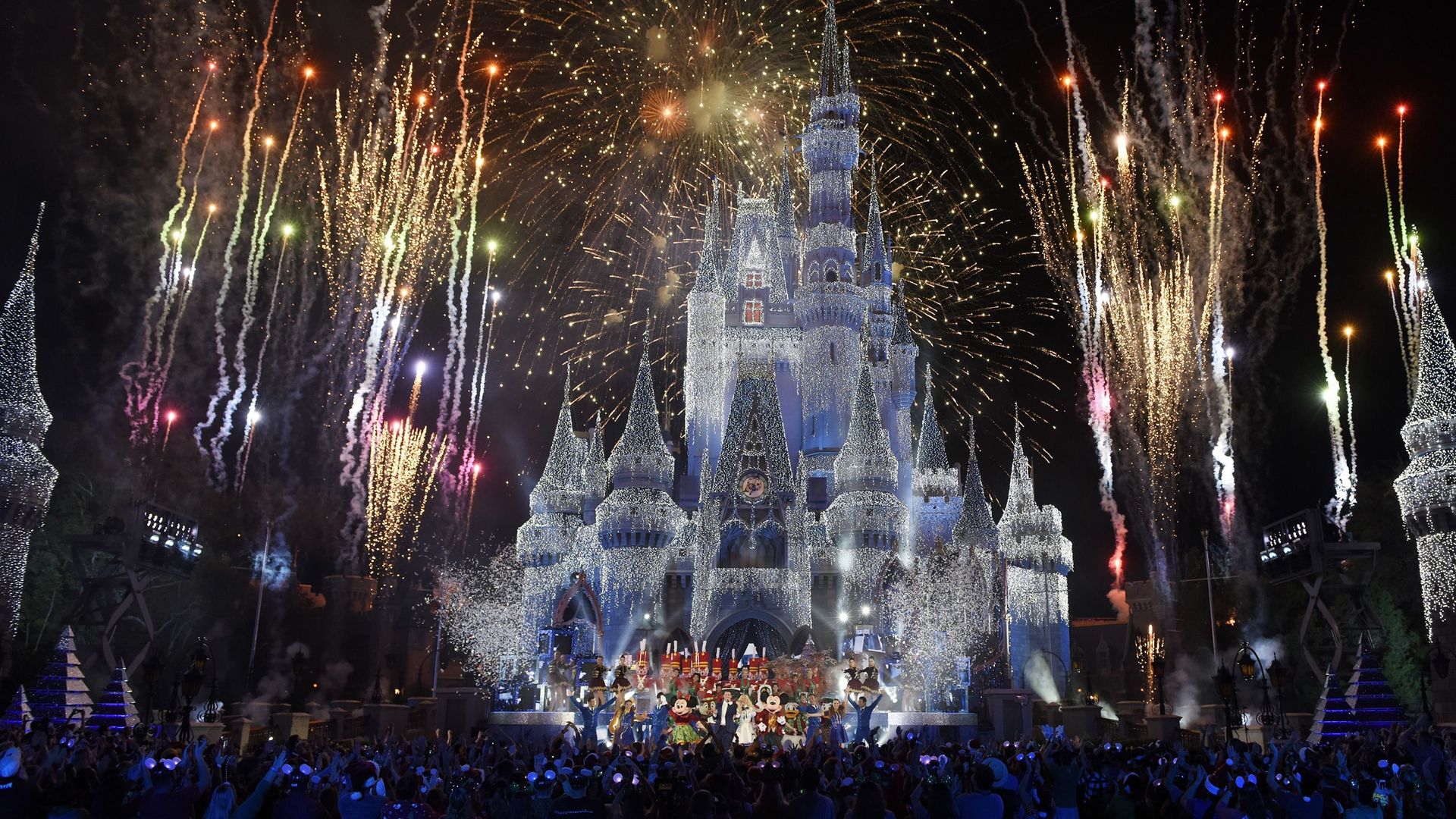 The Wonderful World of Disney Magical Holiday Celebration background