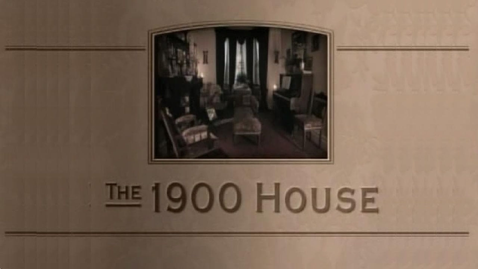 The 1900 House background