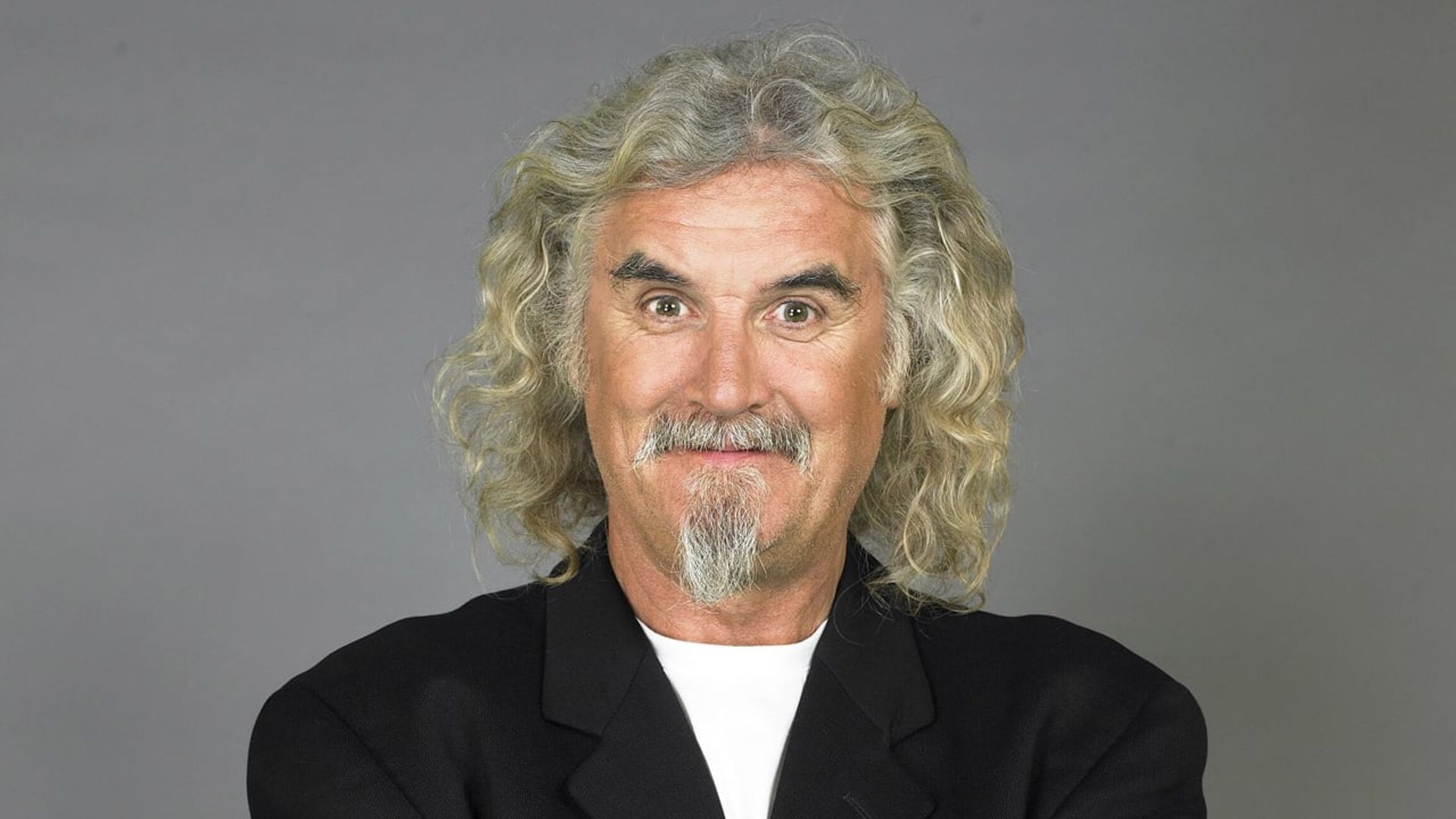 Billy Connolly's World Tour of Ireland, Wales and England background