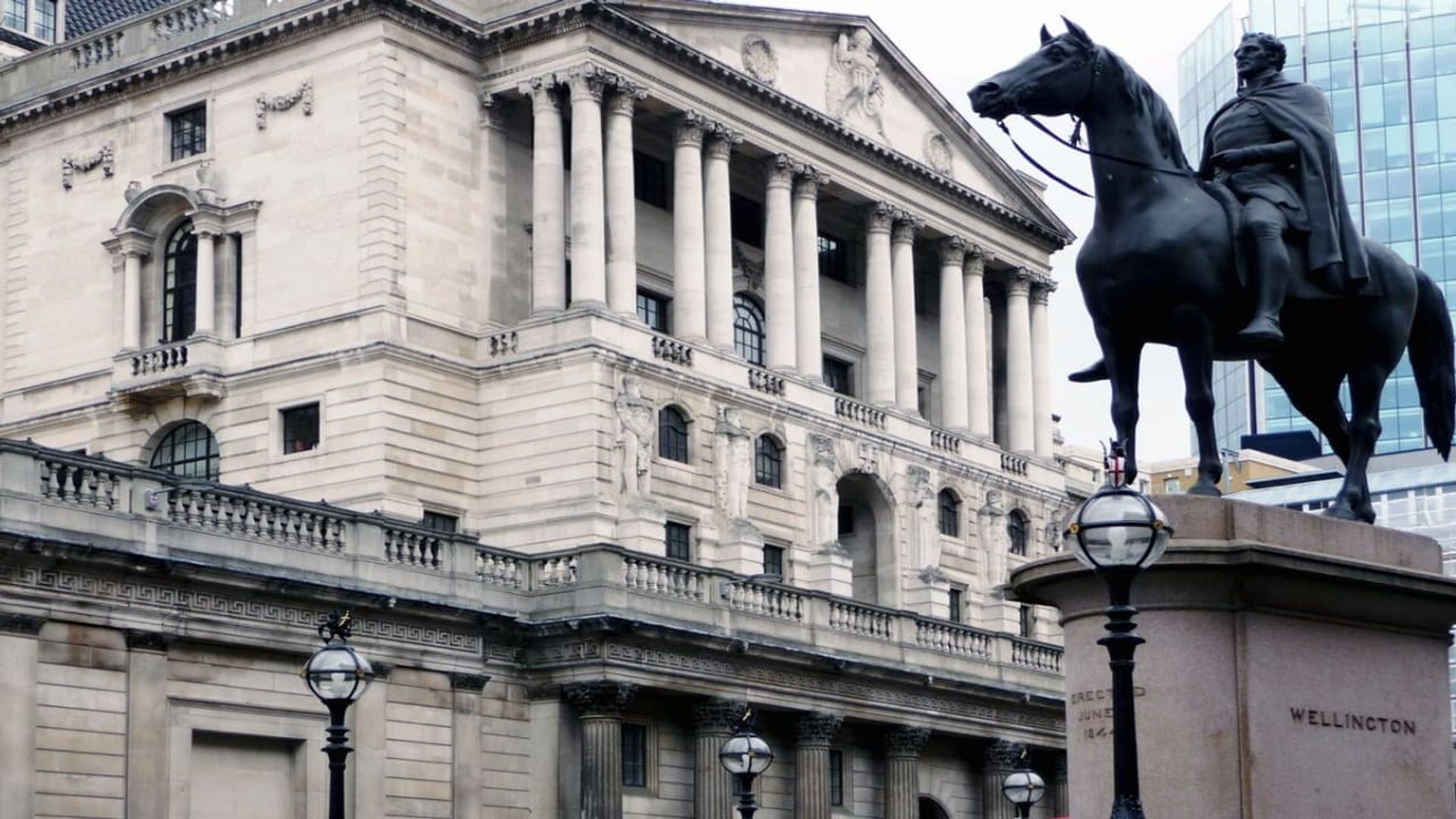 Inside the Bank of England background