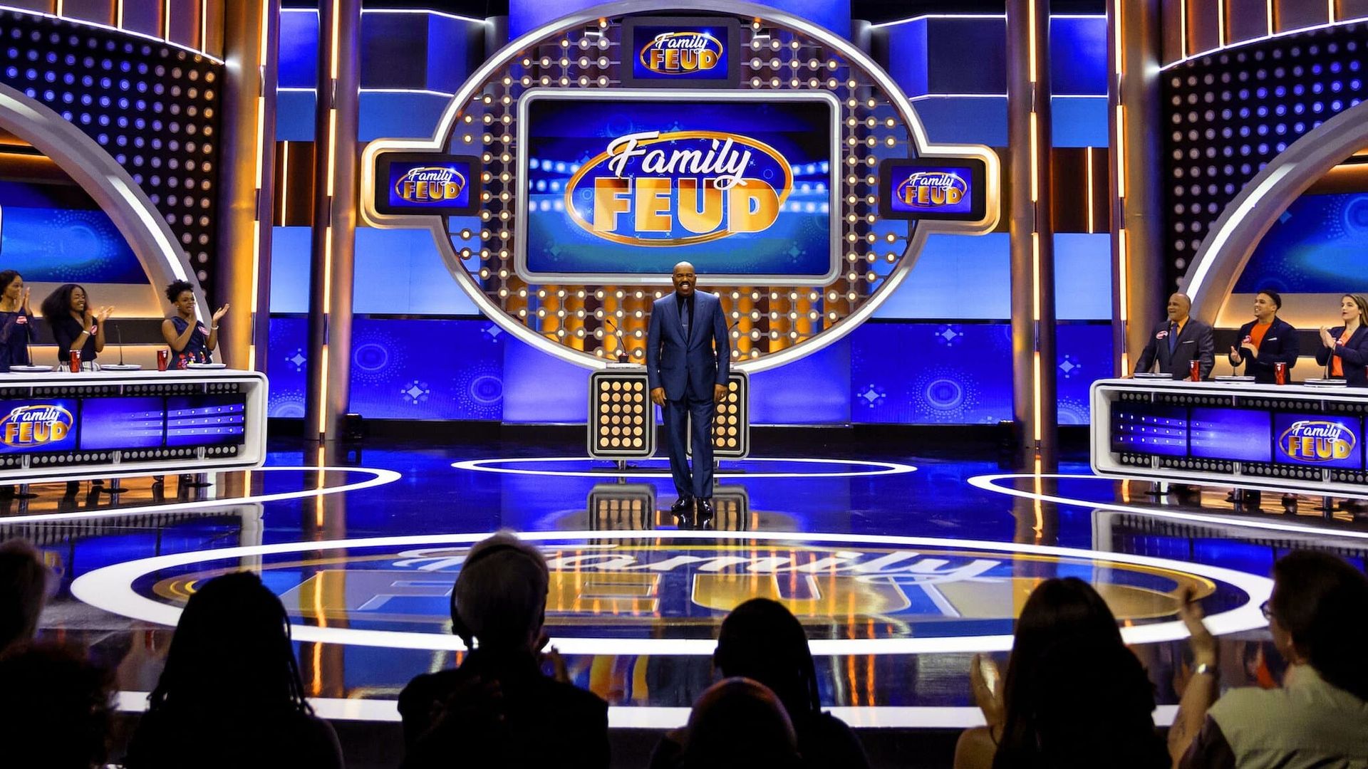 Family Feud South Africa background