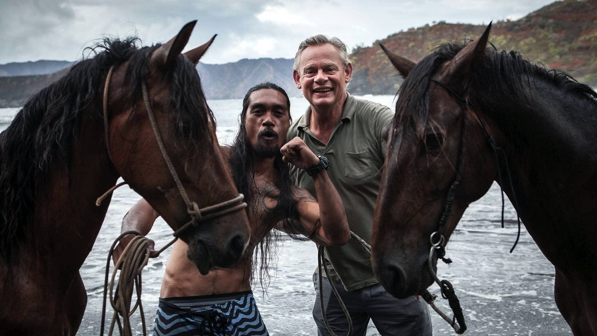 Martin Clunes: Islands of the Pacific background