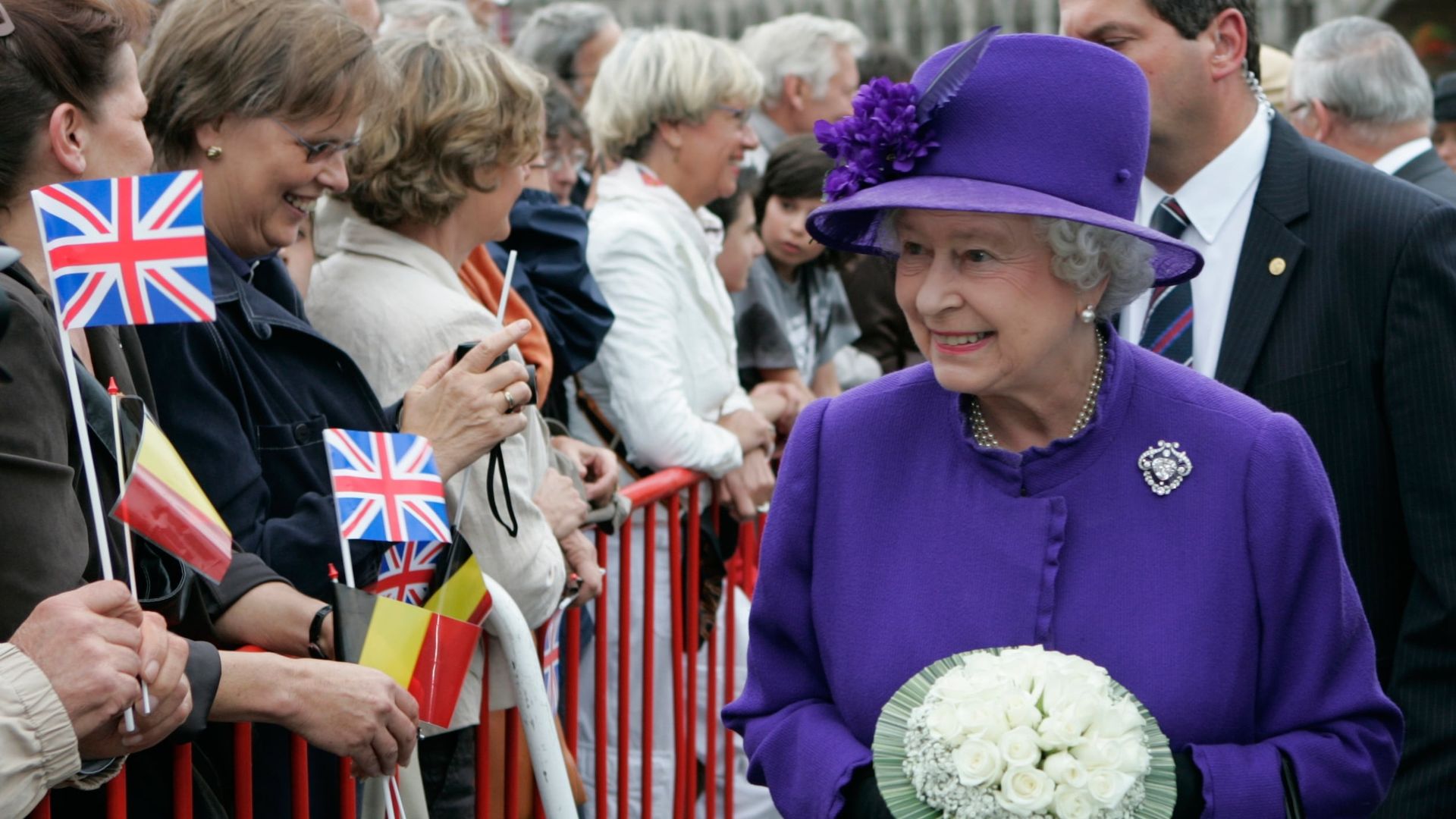 Elizabeth II: A Diamond Jubilee Celebration background