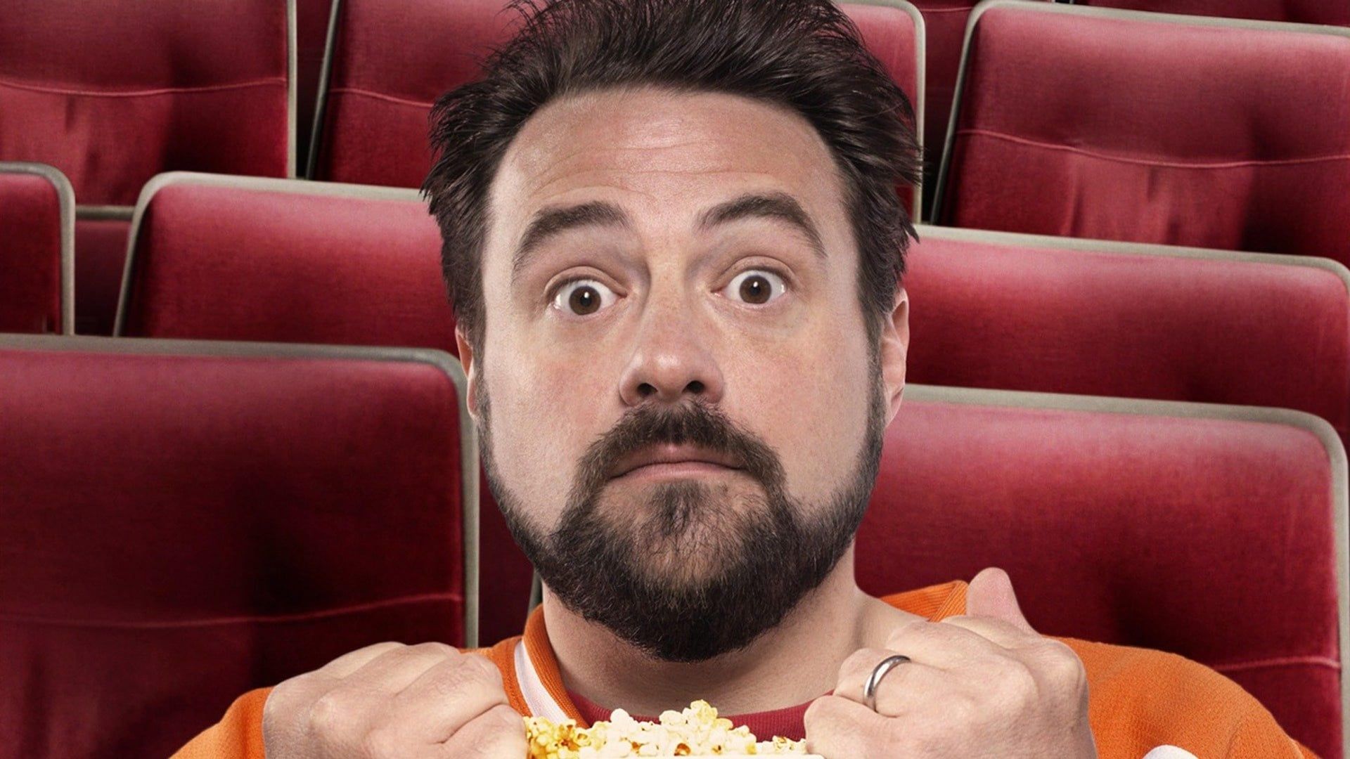 Spoilers with Kevin Smith background