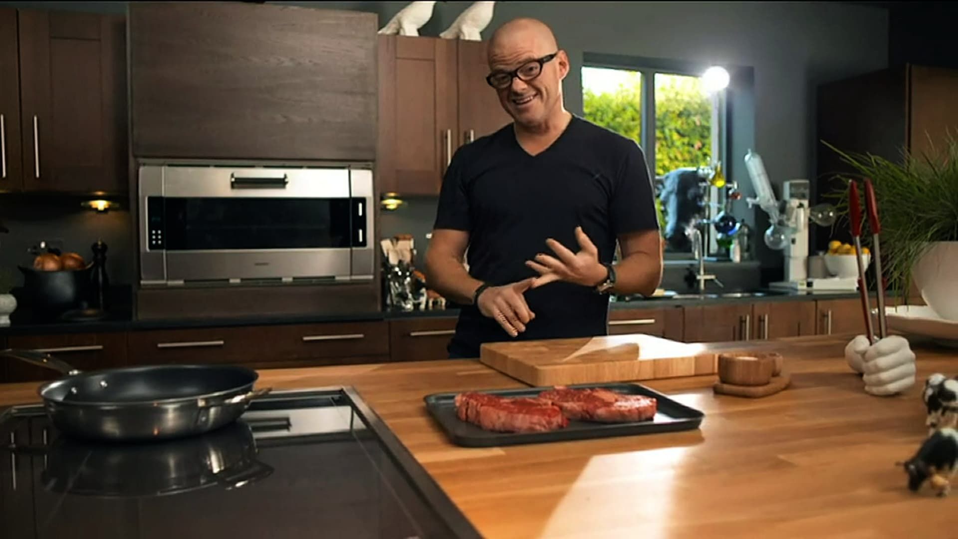 How to Cook Like Heston background