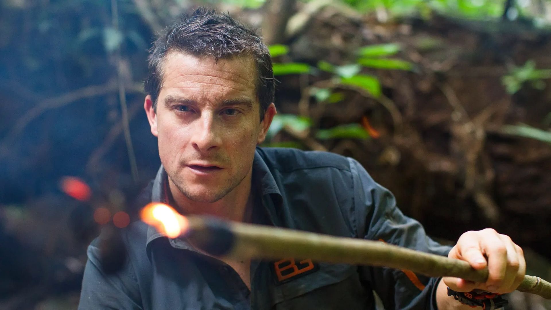 Bear Grylls: Escape from Hell background